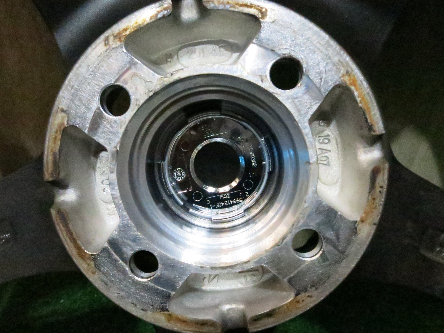 [送料無料]バリ溝！21年！キレイ！9.5分以上★スタッドレス 175/65R15 ブリヂストン ブリザック VRX3 TOPRUN トップラン 15インチ PCD100/4H★3030104Hス