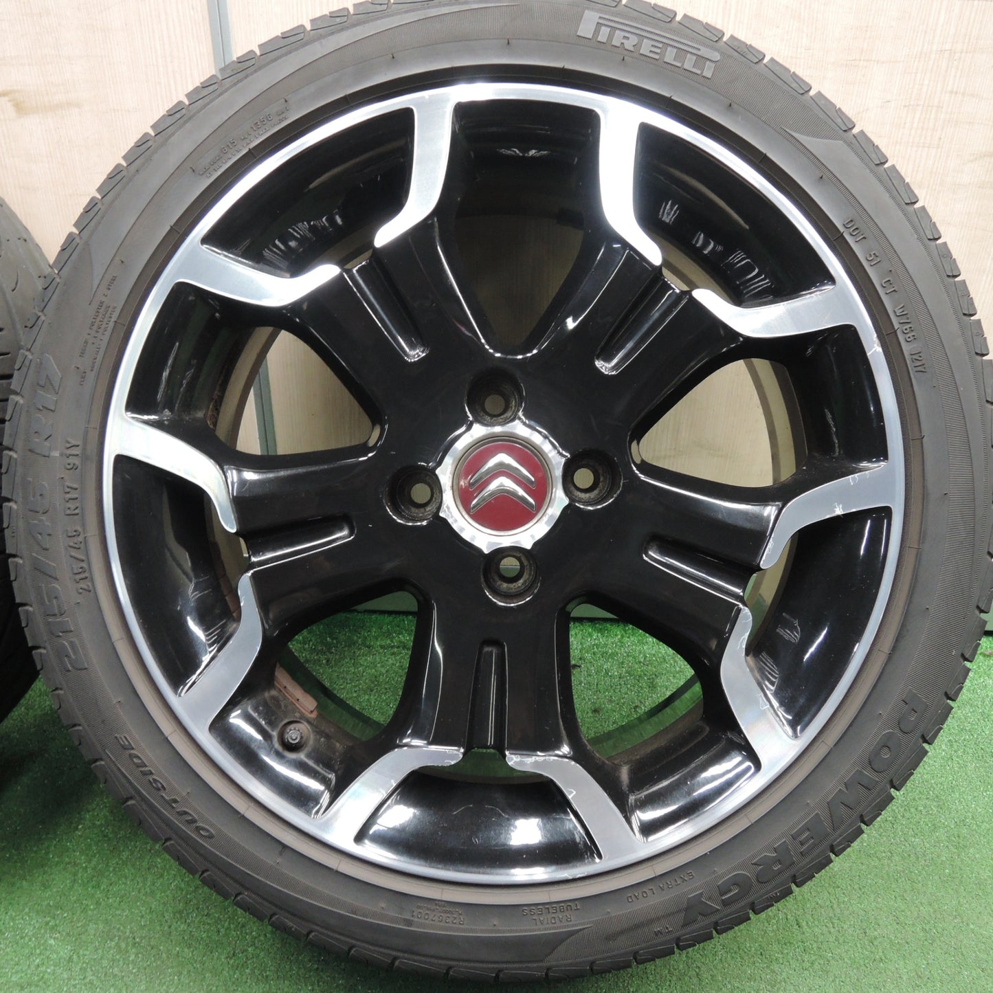 *送料無料* 4本価格★シトロエン DS3 純正 215/45R17 ピレリ パワジー 17インチ PCD108/4H★4022301HAノ