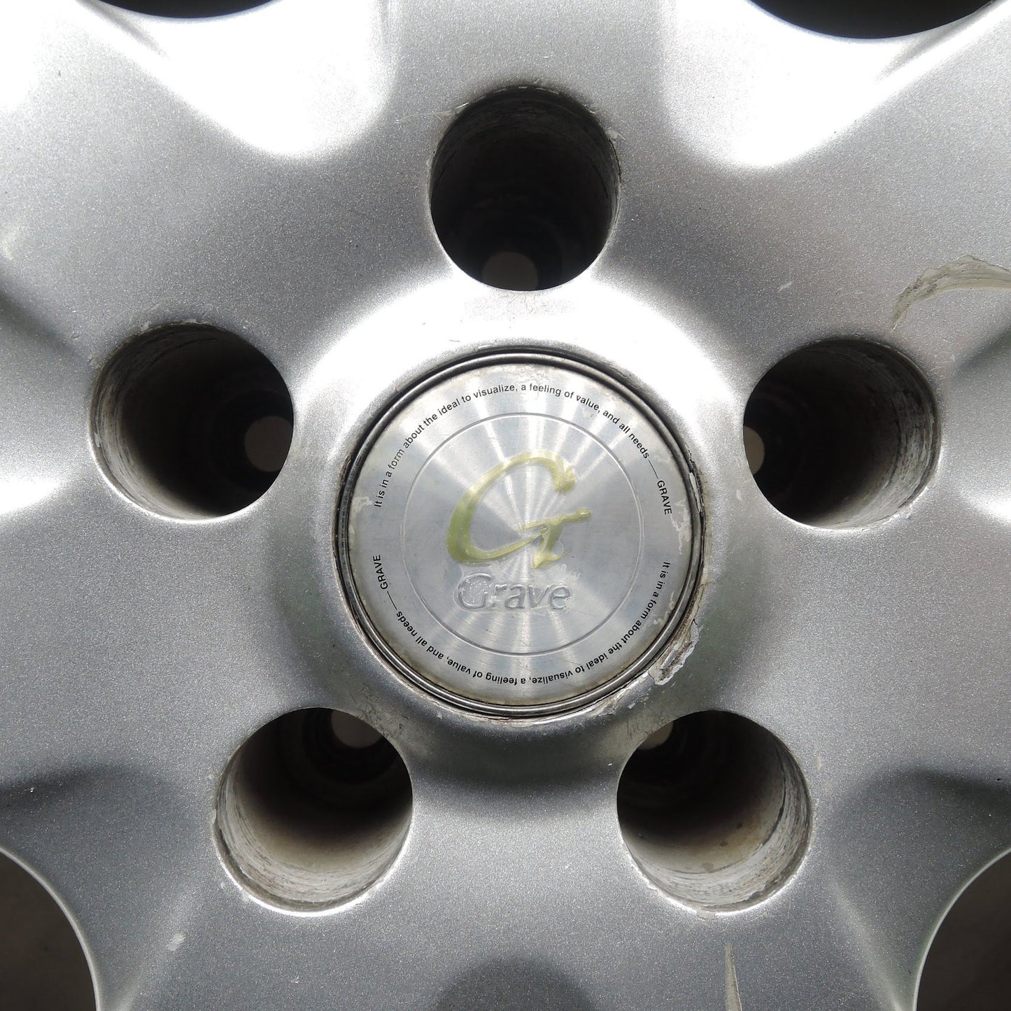 [送料無料] バリ溝！9.5分以上★スタッドレス 225/65R17 ヨコハマ ジオランダー i/T-S Grave 17インチ PCD114.3/5H★3112106NJス