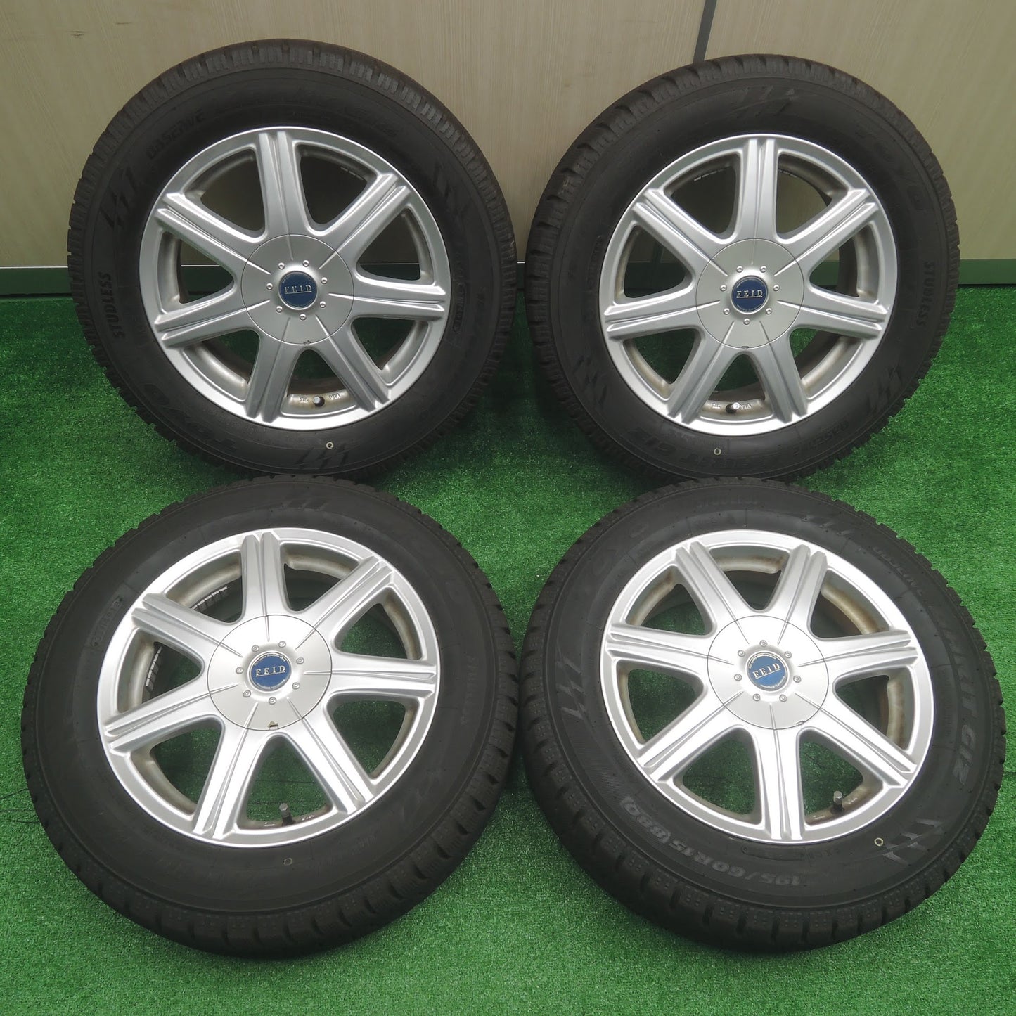 [送料無料]バリ溝！キレイ！9.5分★スタッドレス 195/60R15 トーヨー オブザーブ ガリット GIZ FEID 社外 アルミ 15インチ PCD100 114.3/5H マルチ★3071207SYス
