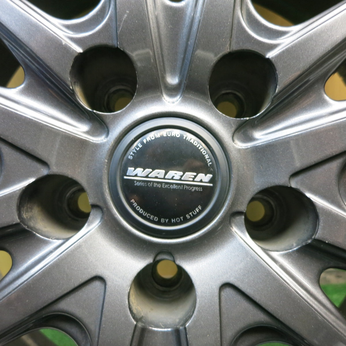 *送料無料* バリ溝！キレイ！8.5分★スタッドレス 225/65R17 ブリヂストン ブリザック DM-V2 WAREN ヴァーレン 17インチ PCD114.3/5H★4020905KKス