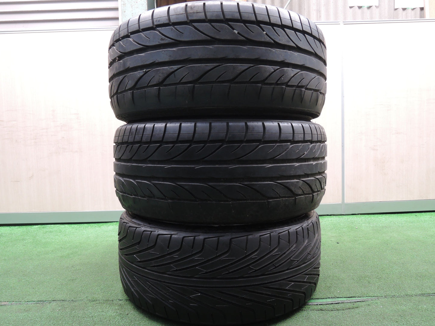 [送料無料]バリ溝！8.5分★215/35R19 245/35R19 VENERDi COSMIC トライアングル TR968 ブリヂストン ERGLANZ EG-1 ヴェネルディ PCD114.3/5H★3112510HAノ