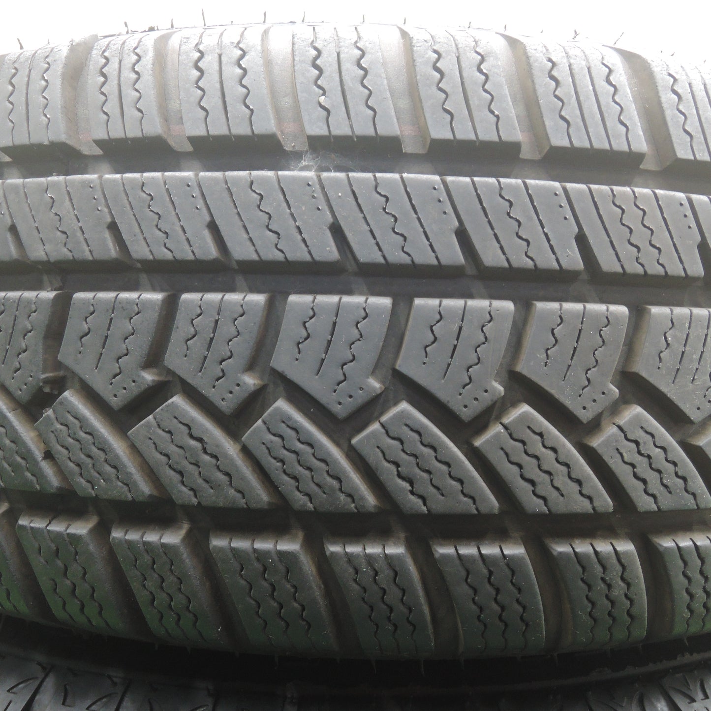 *送料無料*バリ溝！21年！キレイ！9.5分★スタッドレス 185/60R15 ハイフライ Win-turi Verthandi ヴェルザンディ 15インチ PCD100/4H★3110702NJス