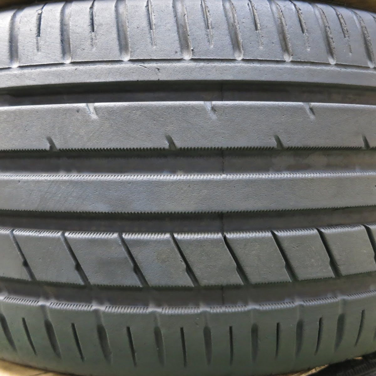 [送料無料]バリ溝！8.5分★トヨタ 200系 クラウン 純正 225/45R18 ジーテックス HP2000 vfm 18インチ PCD114.3/5H★3070101イノ