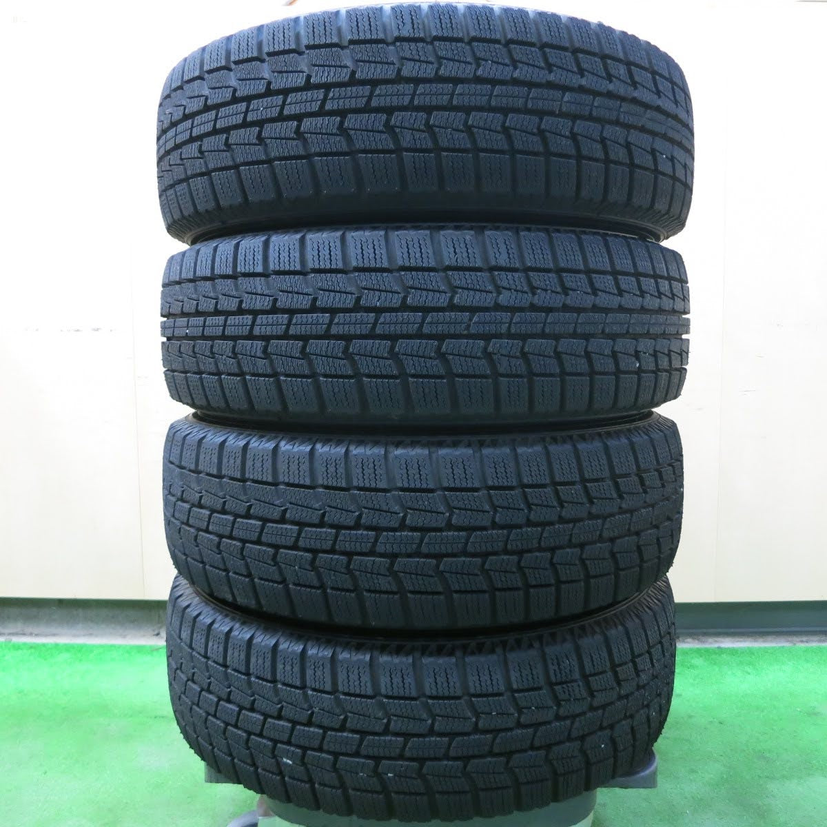 [送料無料]超バリ溝！19年！ほぼ10分★スタッドレス 175/65R14 オートバックス ノーストレック N3i スチール 14インチ PCD100 114.3/4H マルチ★3082805イス