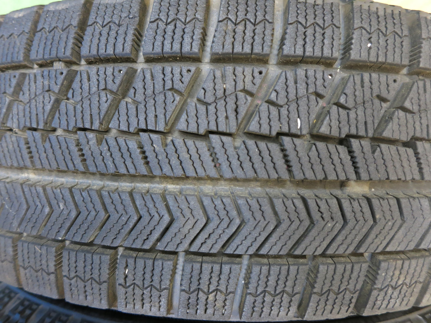 [送料無料]バリ溝！18年！8.5分★スタッドレス 155/65R13 ブリヂストン ブリザック VRX RANBROS 社外 アルミ 13インチ PCD100/4H★2111402Hス