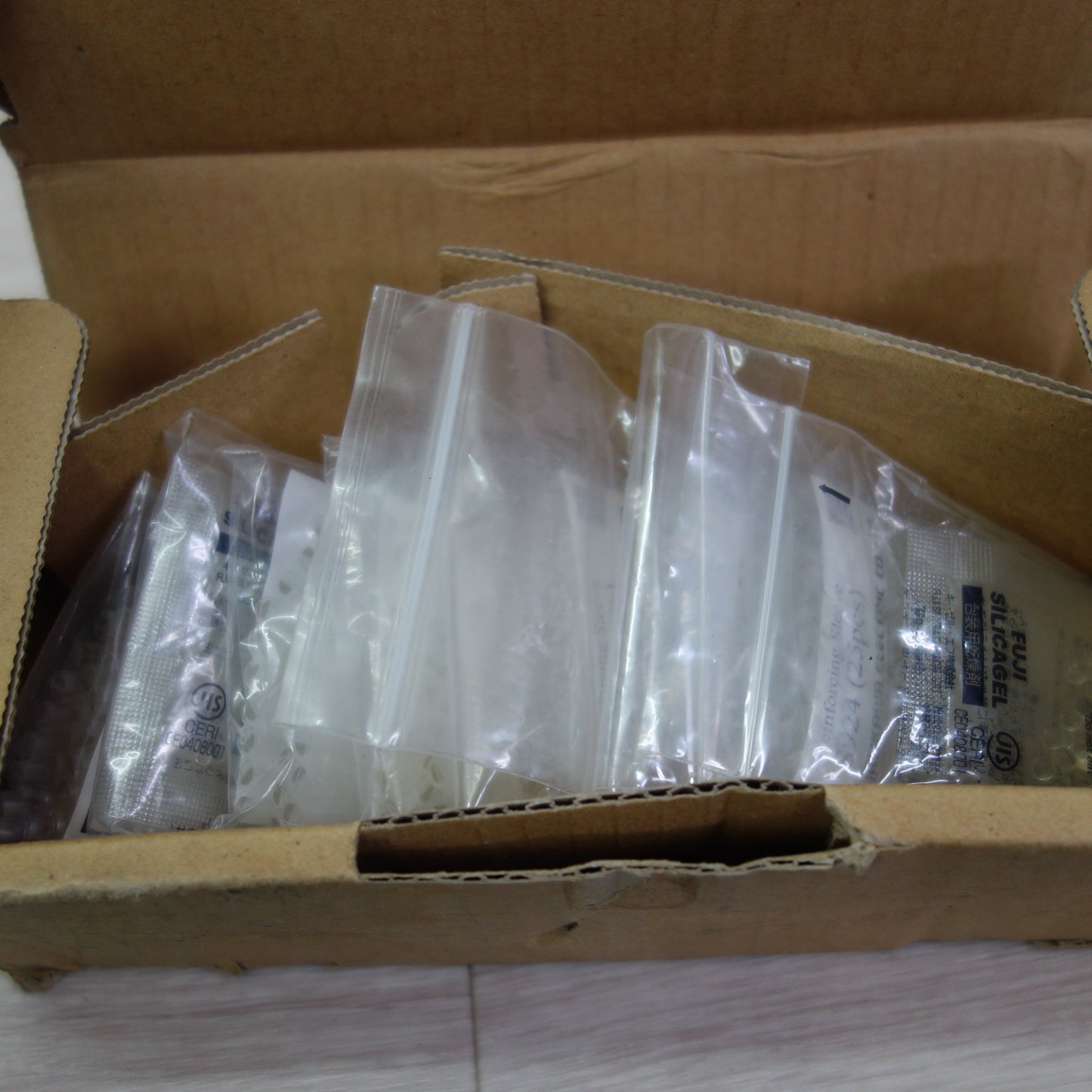 [送料無料] 2箱セット！未使用☆フジクラ Fujikura FP-04T 光ファイバー用 熱収縮 補強 スリーブ 融着 工事 道具 DIY 住宅 設備☆