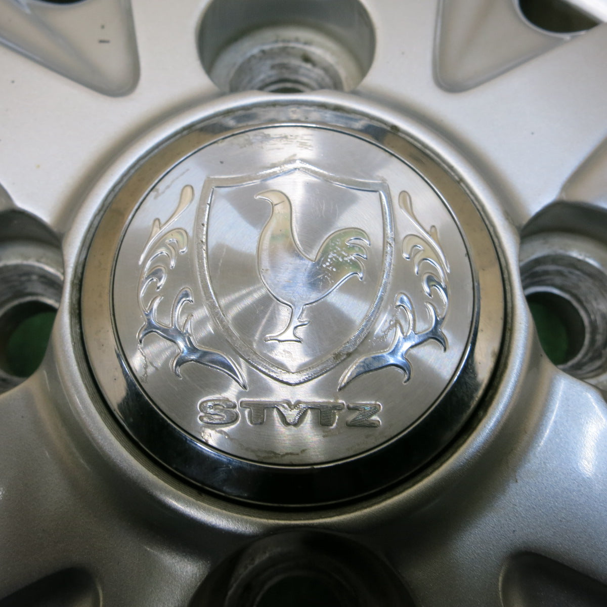 *送料無料*バリ溝！22年！キレイ！ほぼ10分★スタッドレス 155/65R13 ダンロップ ウインターマックス WM02 STYTZ 13インチ PCD100/4H★3123006イス