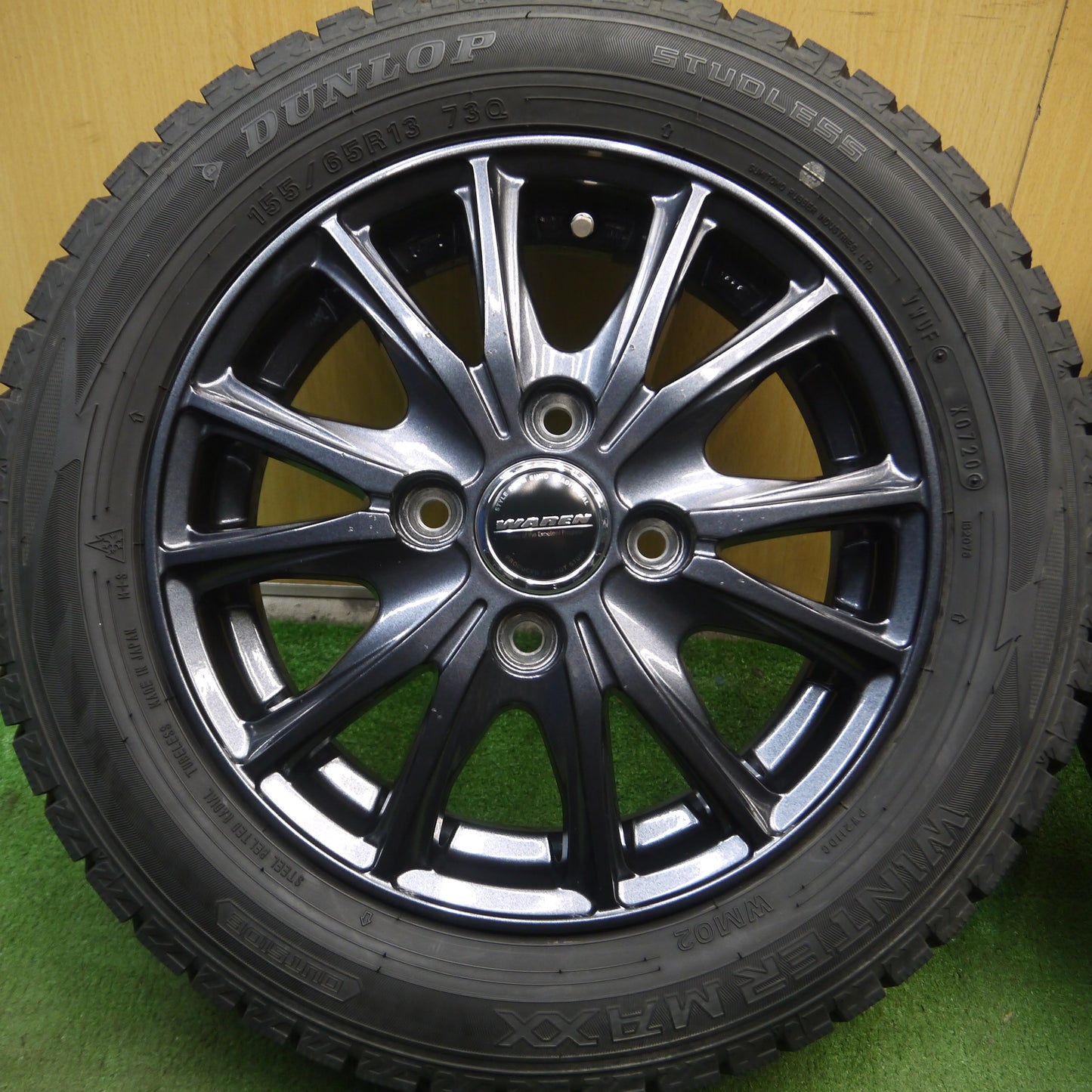 *送料無料*バリ溝！20年！キレイ！9.5分★スタッドレス 155/65R13 ダンロップ ウインターマックス WM02 WAREN ヴァーレン 13インチ PCD100/4H★3121203Hス
