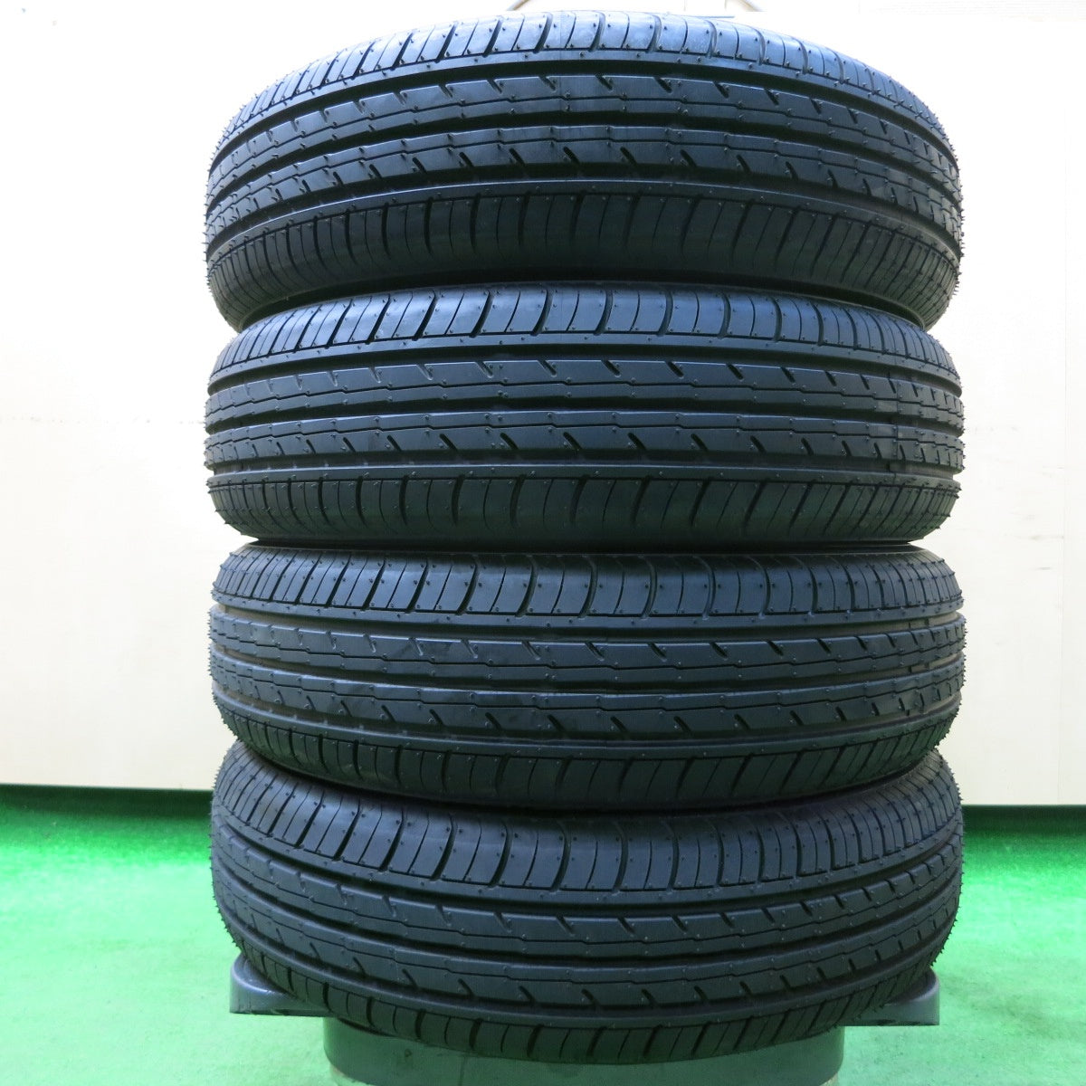 *送料無料*新車外し！23年★155/65R14 ヨコハマ BluEarth-Es ES32 タイヤ 14インチ ムーブ タント ワゴンR N-BOX 等★4013015イノタ