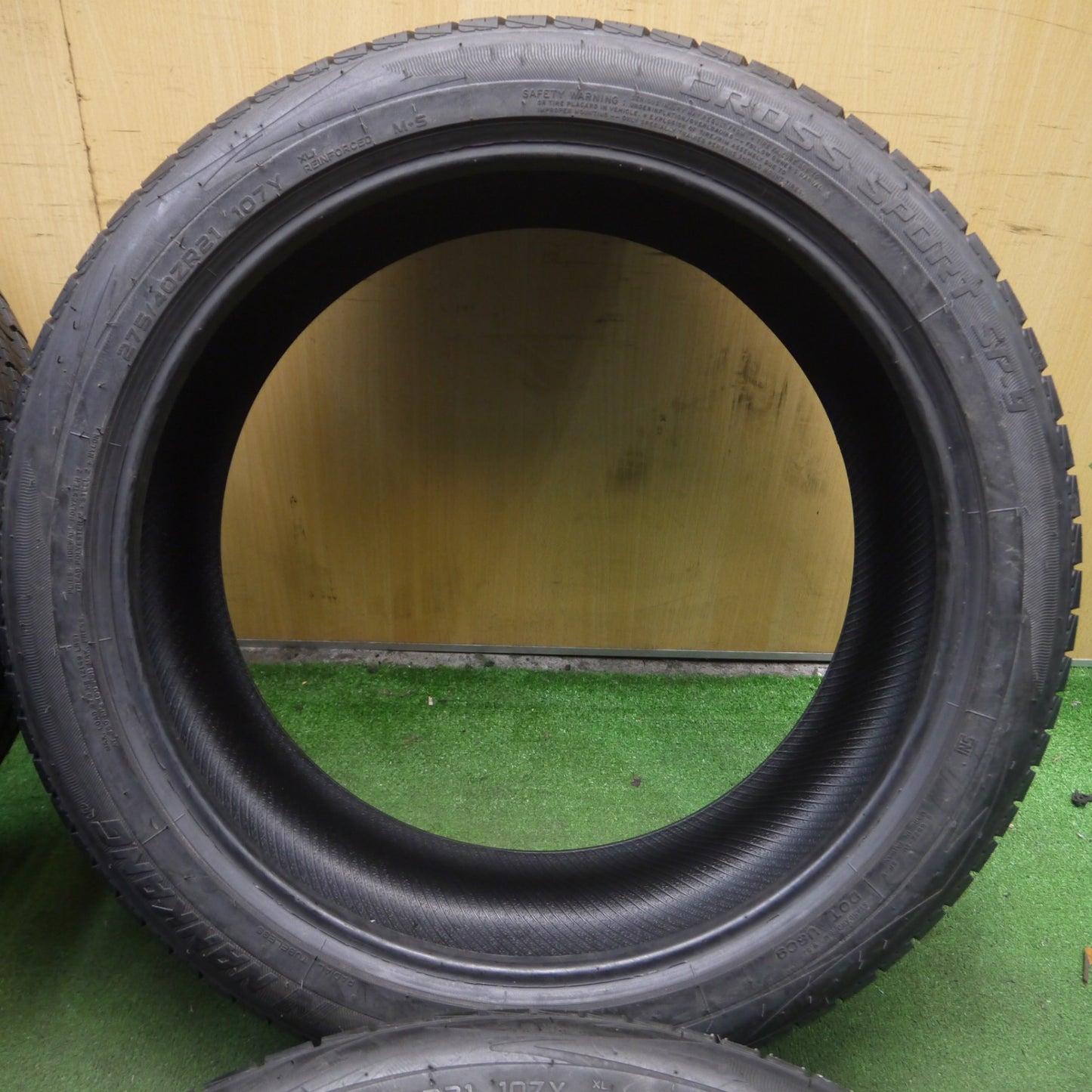 *送料無料* タイヤ2本未使用★275/40R21 ナンカン クロススポーツ SP-9 タイヤ 21インチ ベンツ BMW 等★4022906KKノタ