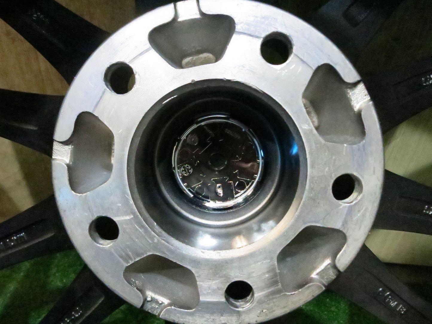 [送料無料]超バリ溝！20年！綺麗！ほぼ10分★スタッドレス 225/65R17 ヨコハマ アイスガード G075 WAREN HOTSTUFF ヴァーレン 17インチ PCD114.3/5H★3030105Hス