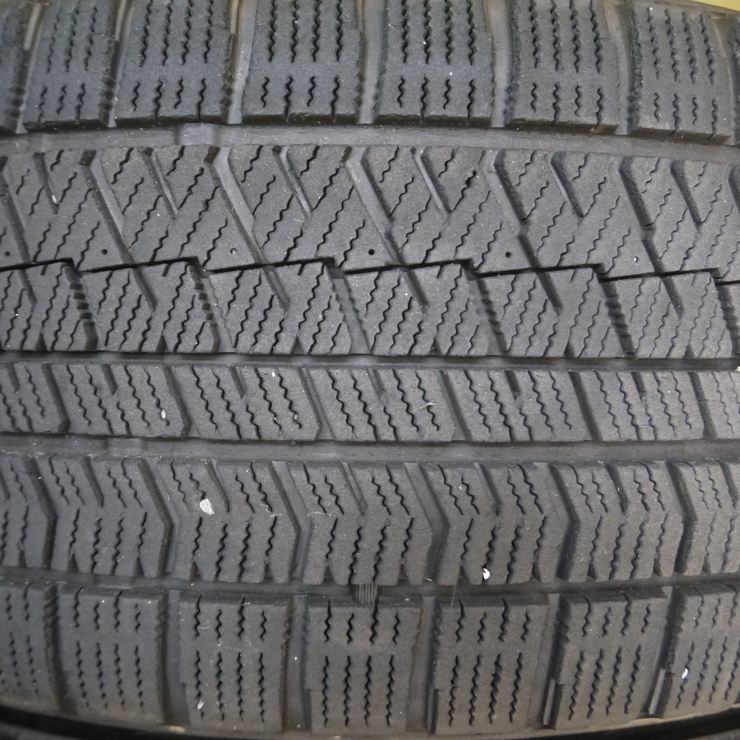 *送料無料*バリ溝！19年！9分★スバル インプレッサ 純正 225/50R17 スタッドレス ブリヂストン ブリザック VRX2 PCD100/5H★3103009Hス