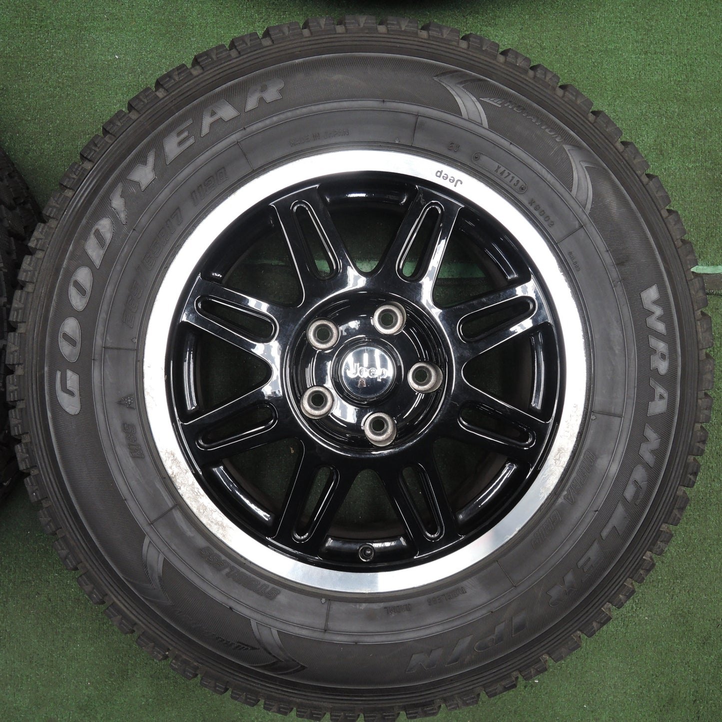 *送料無料* バリ溝！9.5分★ジープ ラングラー 純正 OP 265/65R17 スタッドレス グッドイヤー ラングラー IP/N 17インチ PCD127/5H★4030503TNス