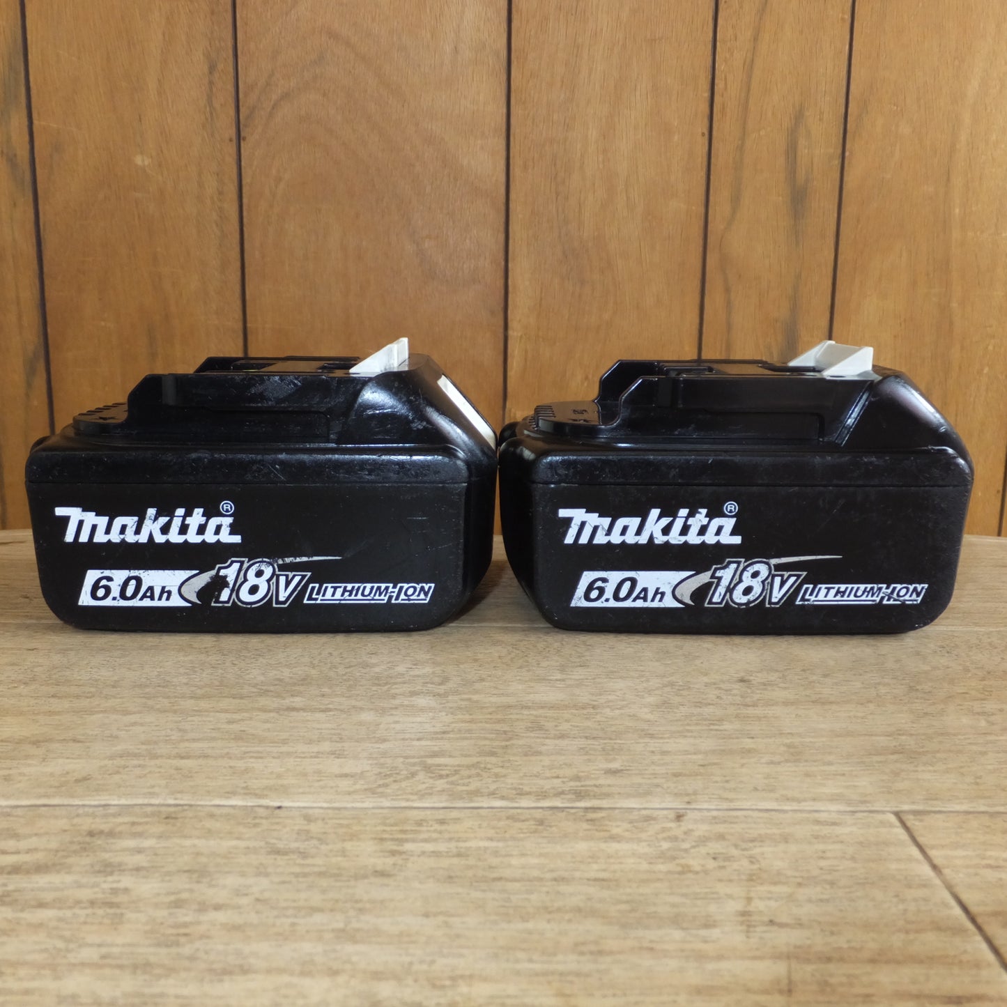 [送料無料]★マキタ makita 充電式ドライバドリル DF484DRGXB 18V　充電器 なし★