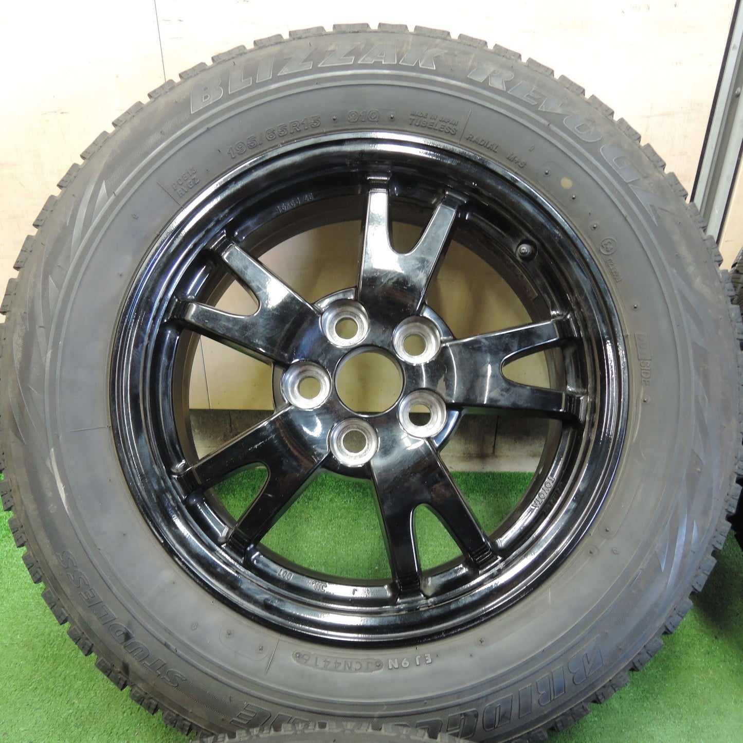 [送料無料]4本価格★トヨタ 30系 プリウス 純正 195/65R15 スタッドレス ブリヂストン ブリザック REVO GZ 15インチ PCD100/5H★3100201KKス