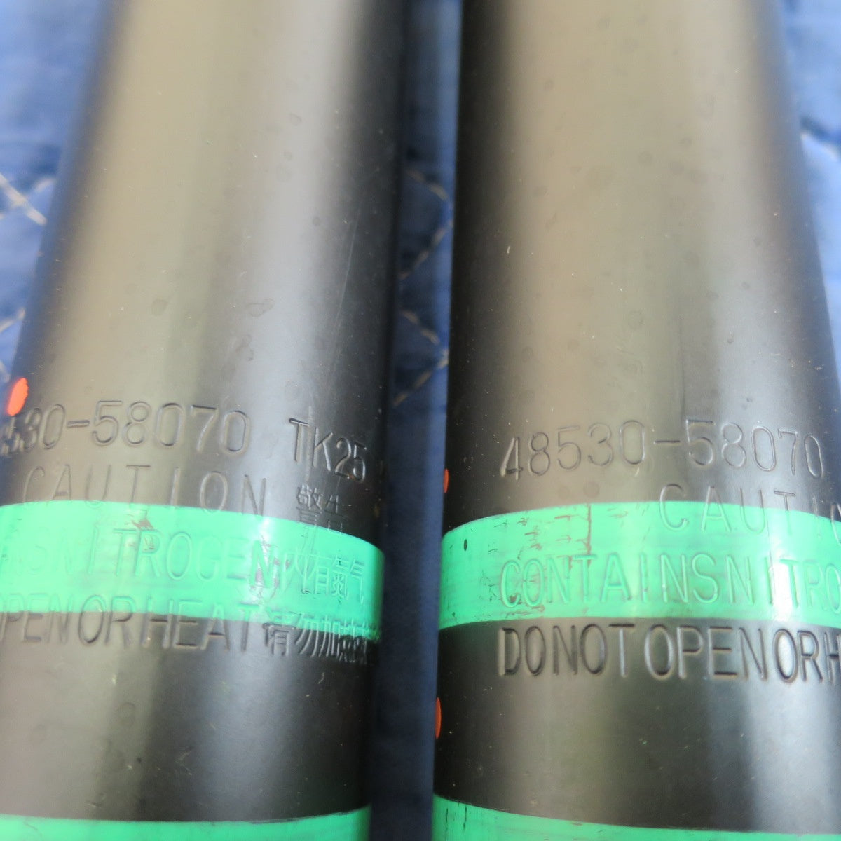 送料無料] 新車外し☆トヨタ 20系 アルファード 純正 サスペンション