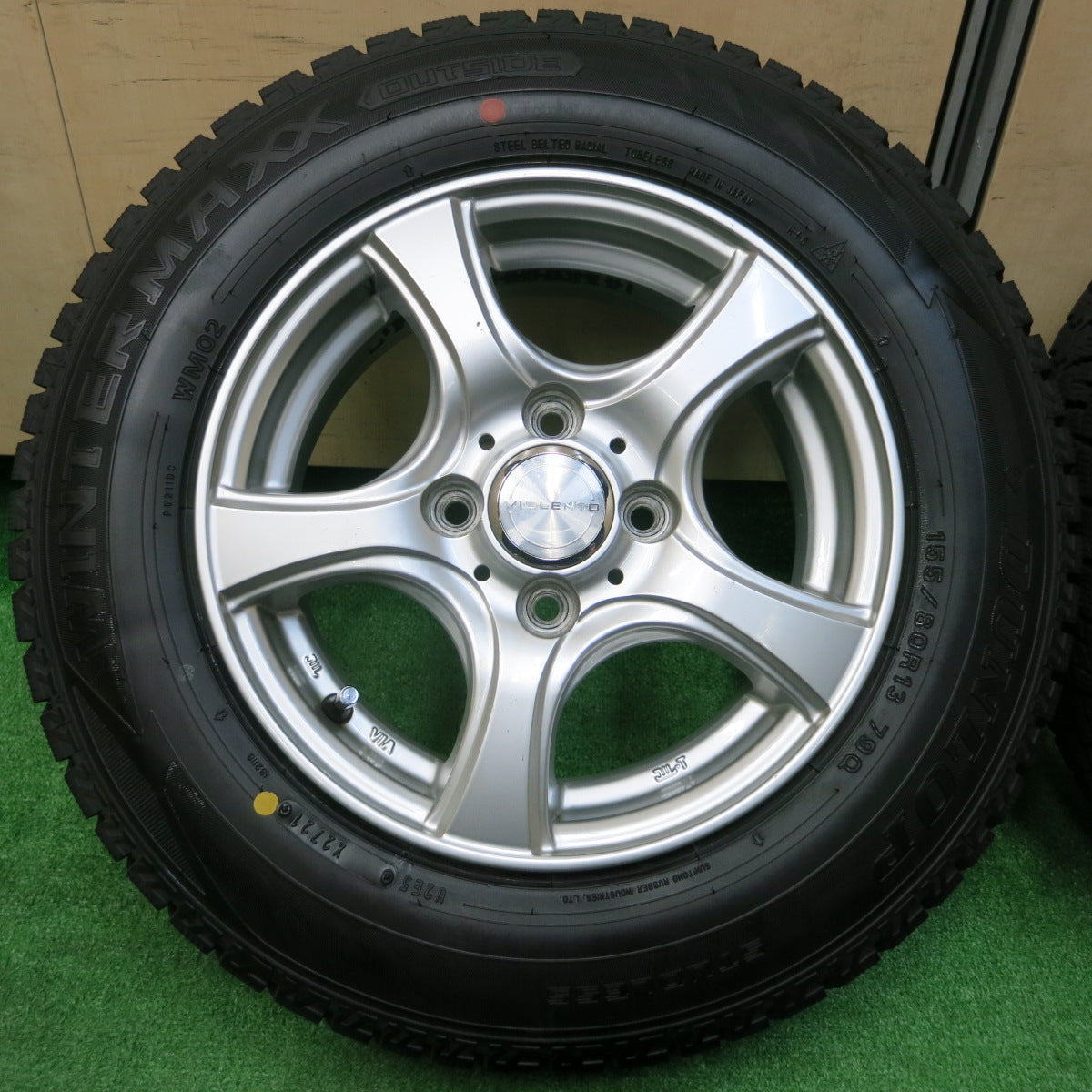 *送料無料*バリ溝！21年！キレイ！9.5分★スタッドレス 155/80R13 ダンロップ ウインターマックス WM02 VIOLENTO ヴィオレント 13インチ PCD100/4H★3112709イス