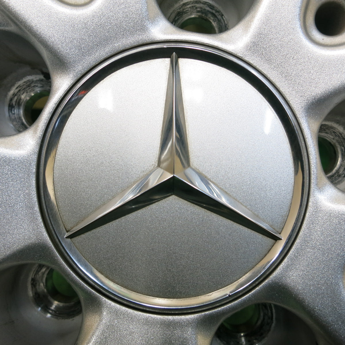 *送料無料*バリ溝！キレイ！9.5分以上★ベンツ W177 Aクラス 純正 スタッドレス 205/60R16 コンチネンタル ノースコンタクト NC6 16インチ PCD112/5H★4010502イス
