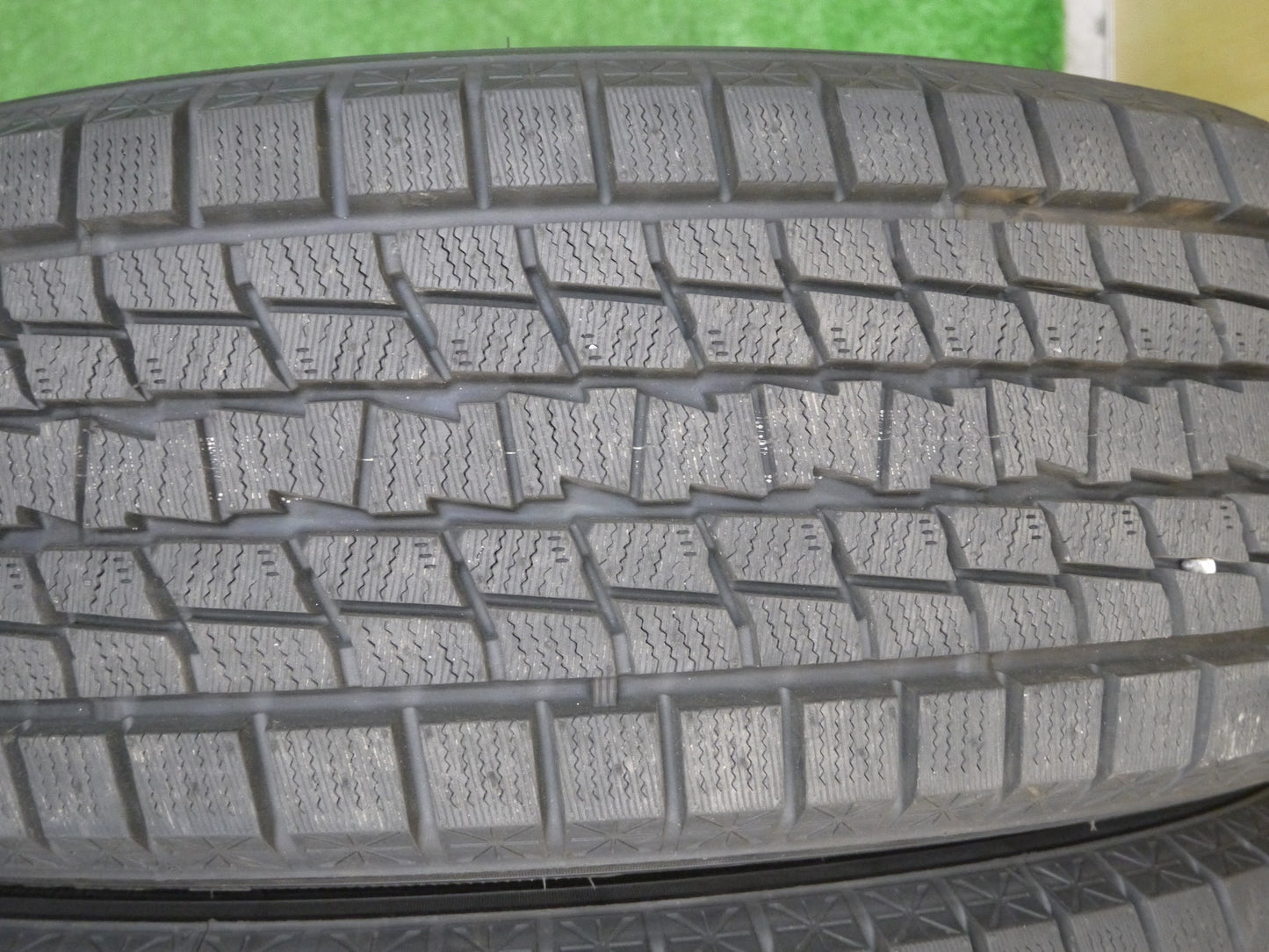 [送料無料]バリ溝！21年！ほぼ10分★レクサス RX Fスポーツ 純正 235/55R20 スタッドレス グッドイヤー アイスナビ SUV 20インチ PCD114.3/5H★2082408クス
