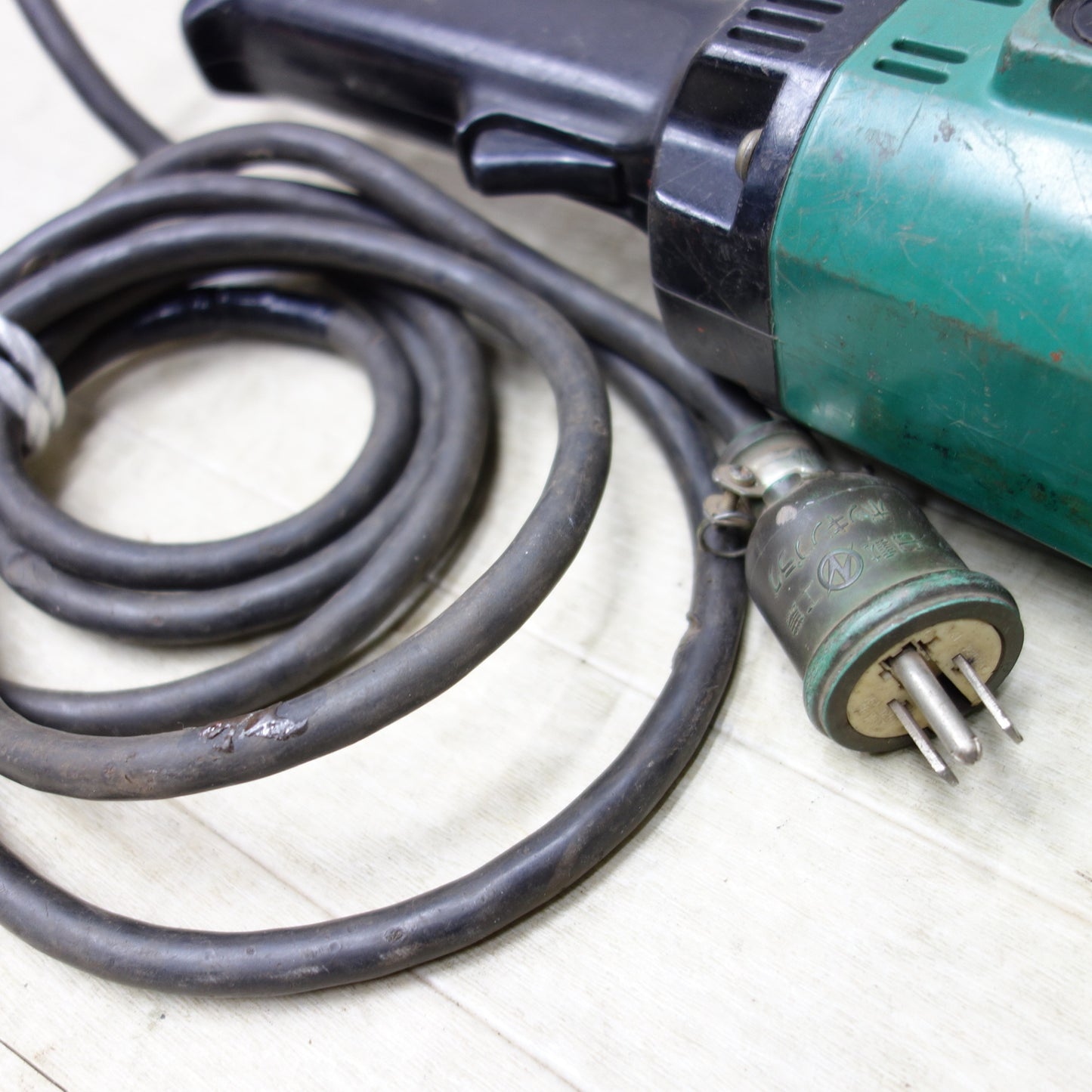 [送料無料] ◆HITACHI 日立工機 150mm 電子ディスクグラインダ G15Y1 研磨機 電動工具 100V◆
