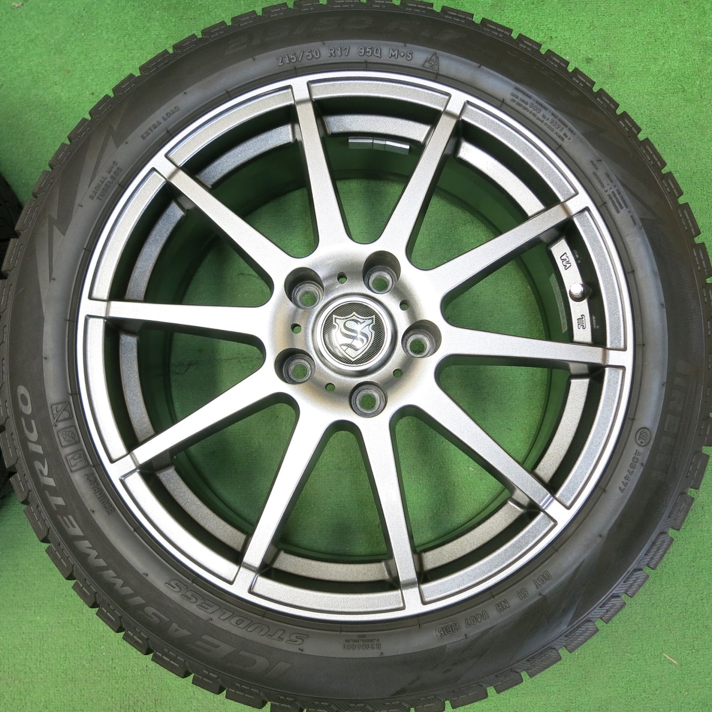 [送料無料]バリ溝！キレイ！9分★スタッドレス 215/50R17 ピレリ アイスアシンメトリコ 社外 アルミ ホイール 17インチ PCD114.3/5H★3071904ヒス