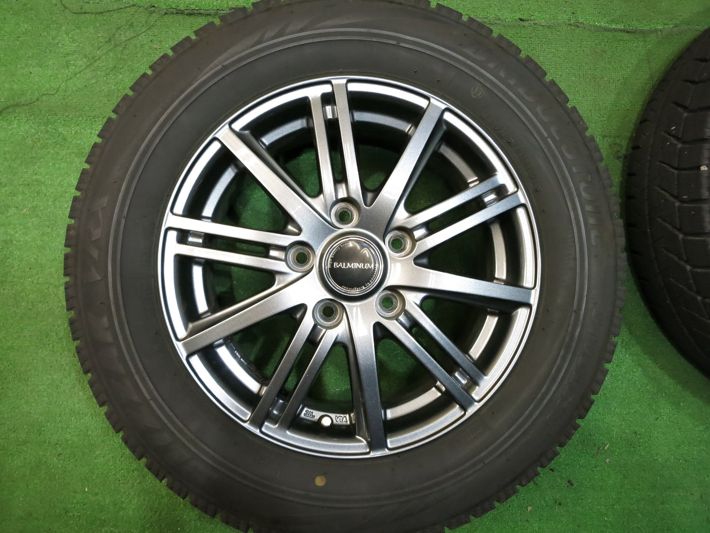 [送料無料]バリ溝！20年！キレイ！9分★スタッドレス 195/65R15 ブリヂストン ブリザック VRX BALMINUM バルミナ 15インチ PCD114.3/5H★2112802Hス
