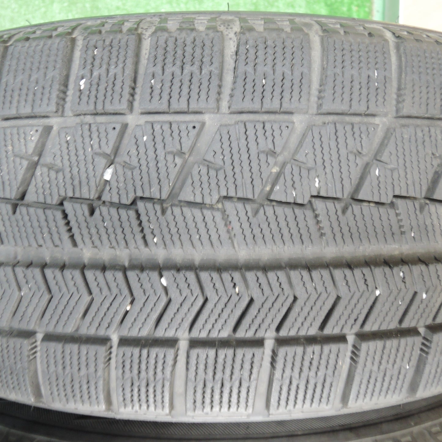 *送料無料* バリ溝！キレイ！9分★スタッドレス 215/60R16 ブリヂストン ブリザック VRX T.R.G. TRG 16インチ PCD114.3/5H★4030501TNス