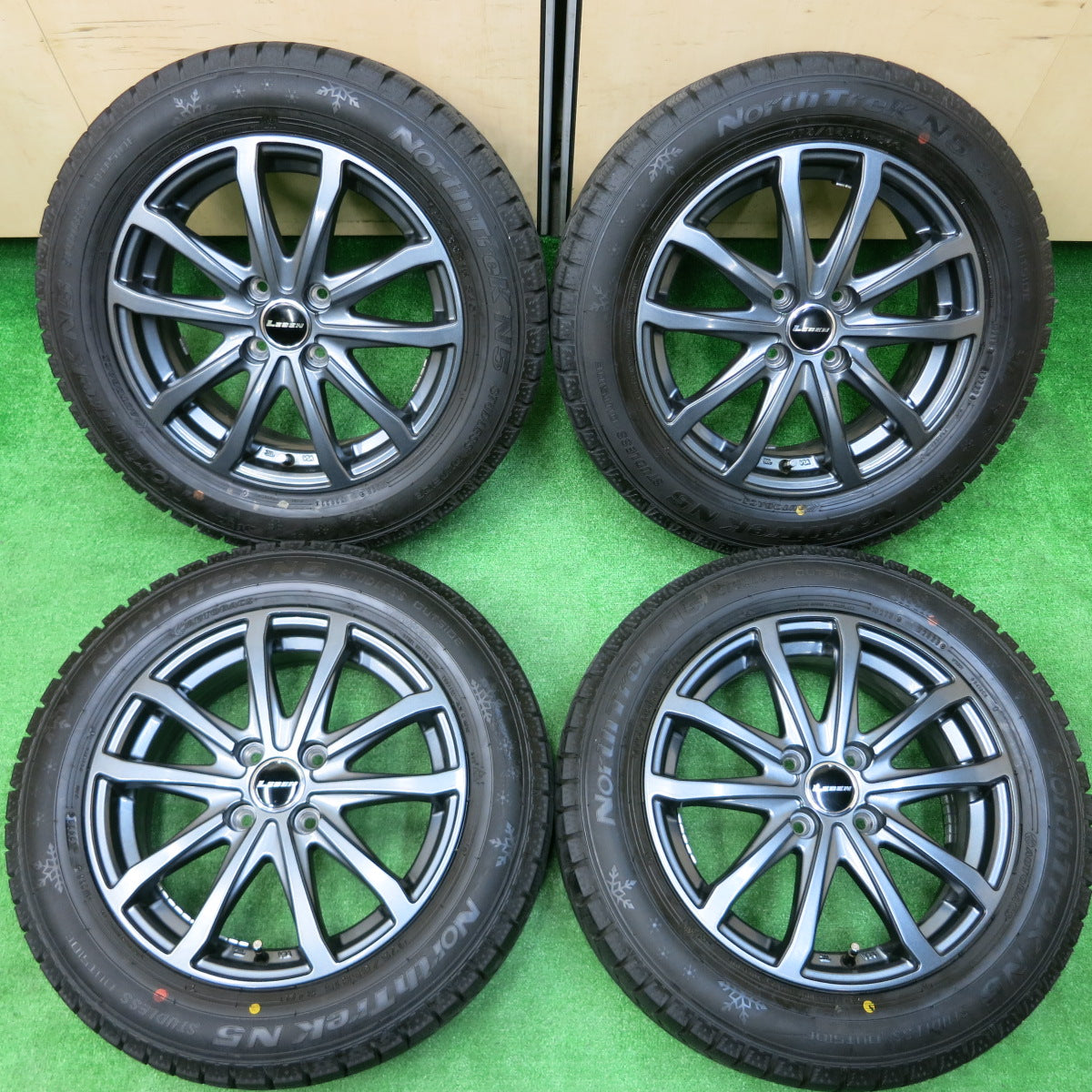 *送料無料*超バリ溝！22年！キレイ！ほぼ10分★スタッドレス 175/65R15 オートバックス ノーストレック N5 LEBEN レーベン 15インチ PCD100/4H★3112413イス