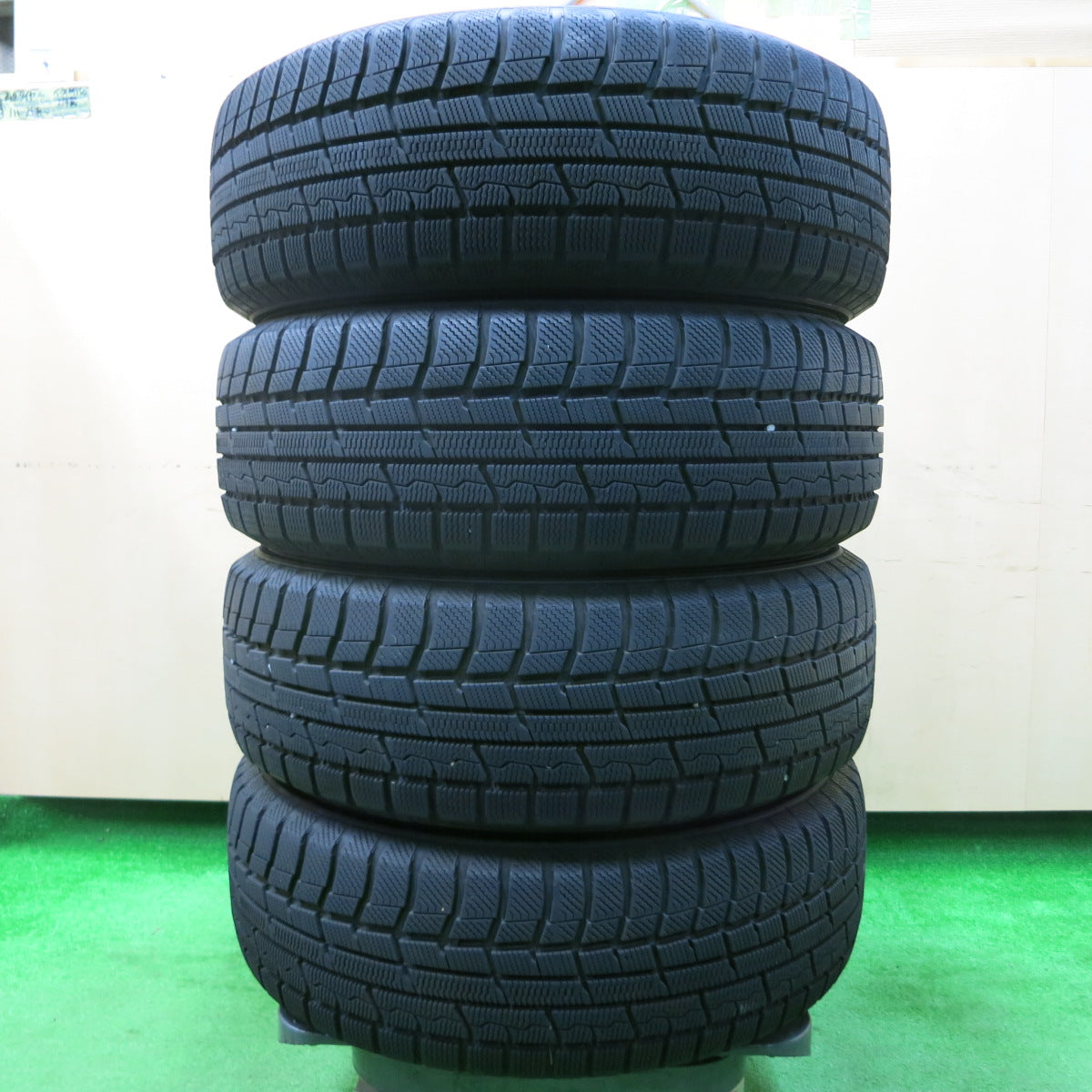 *送料無料*バリ溝！19年！9.5分★トヨタ 70系 ノア ヴォクシー 純正 スチール 195/65R15 スタッドレス トーヨー ウインター トランパス TX PCD114.3/5H★3120905イス