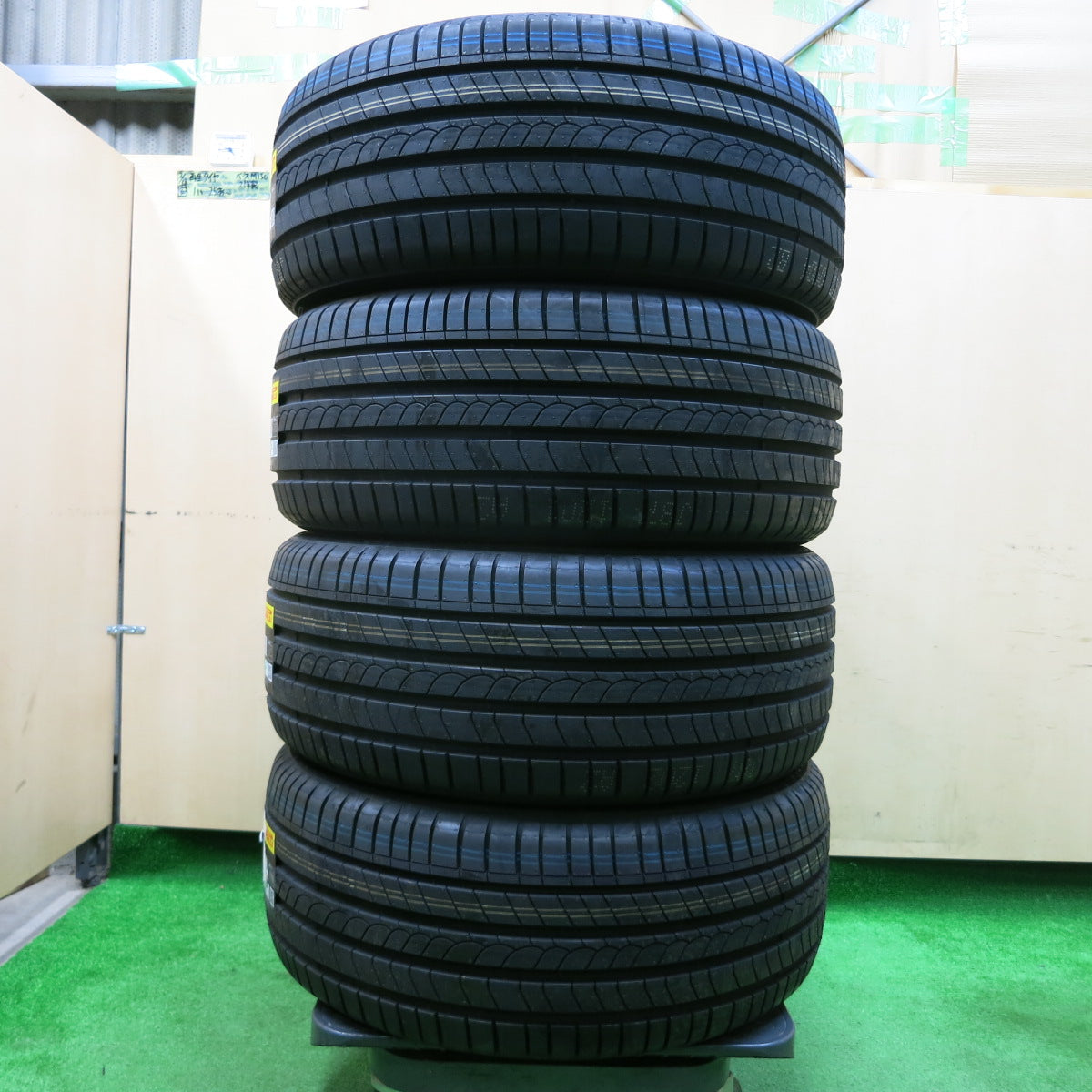 *送料無料*未使用！23年★225/40R18 ピレリ Cinturato ROSSO チントゥラート ロッソ タイヤ 18インチ ポルシェ 等★3120208イノタ