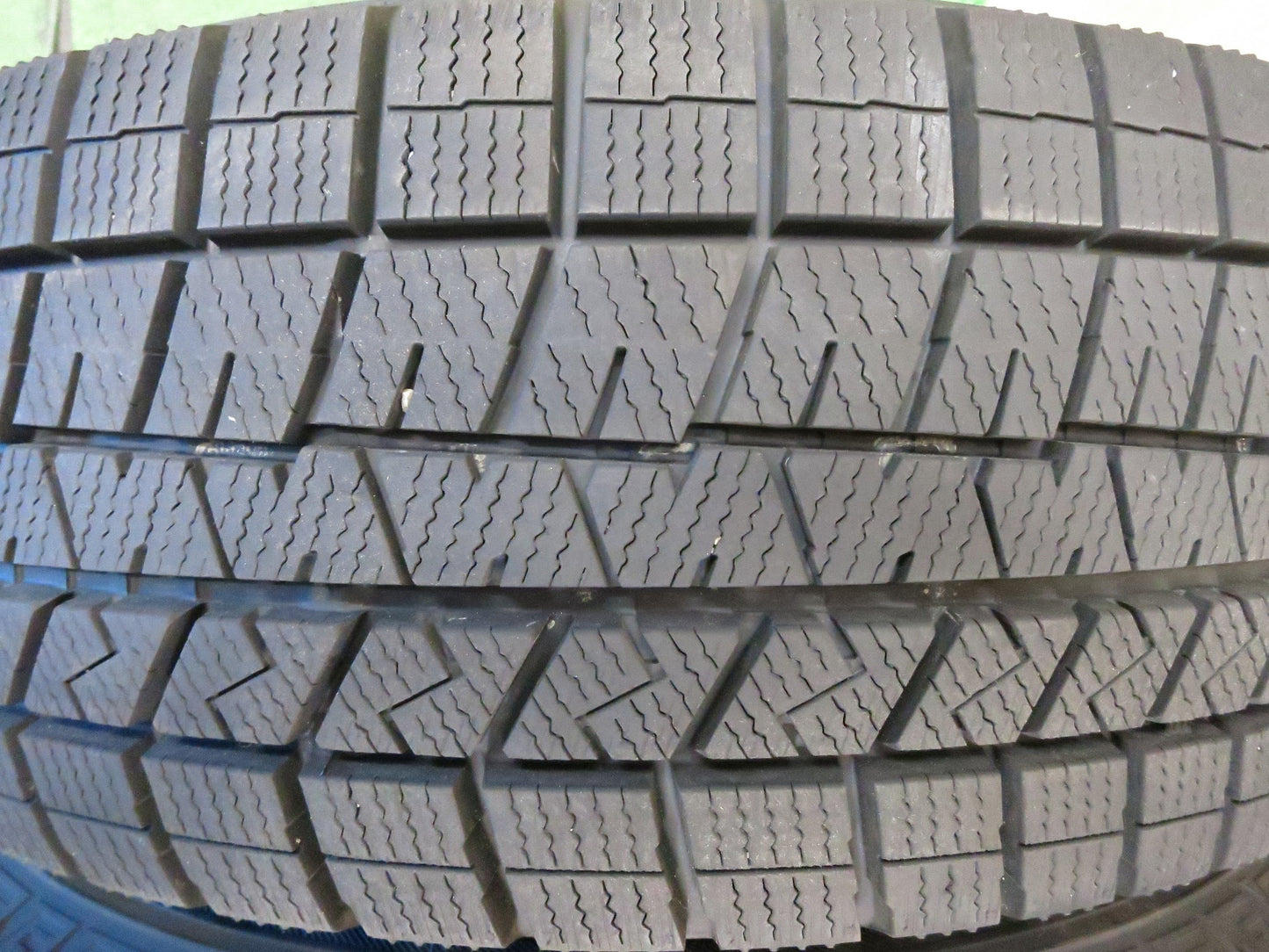 [送料無料]バリ溝！21年！キレイ！9.5分以上★スタッドレス 195/65R15 ダンロップ ウインターマックス03 JENEIGE 15インチ PCD114.3/5H★3013107Hス