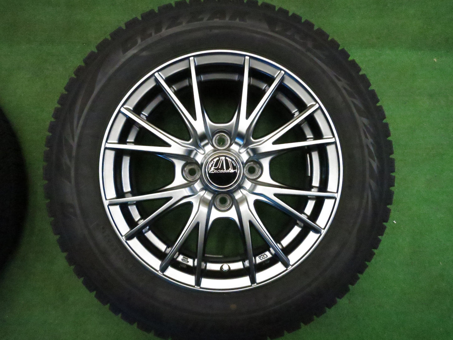 [送料無料]バリ溝！21年！ほぼ10分★スタッドレス 175/65R14 ブリヂストン ブリザック VRX2 Exceeder HOT STUFF エクシーダー 14インチ PCD100/4H★3011002Hス