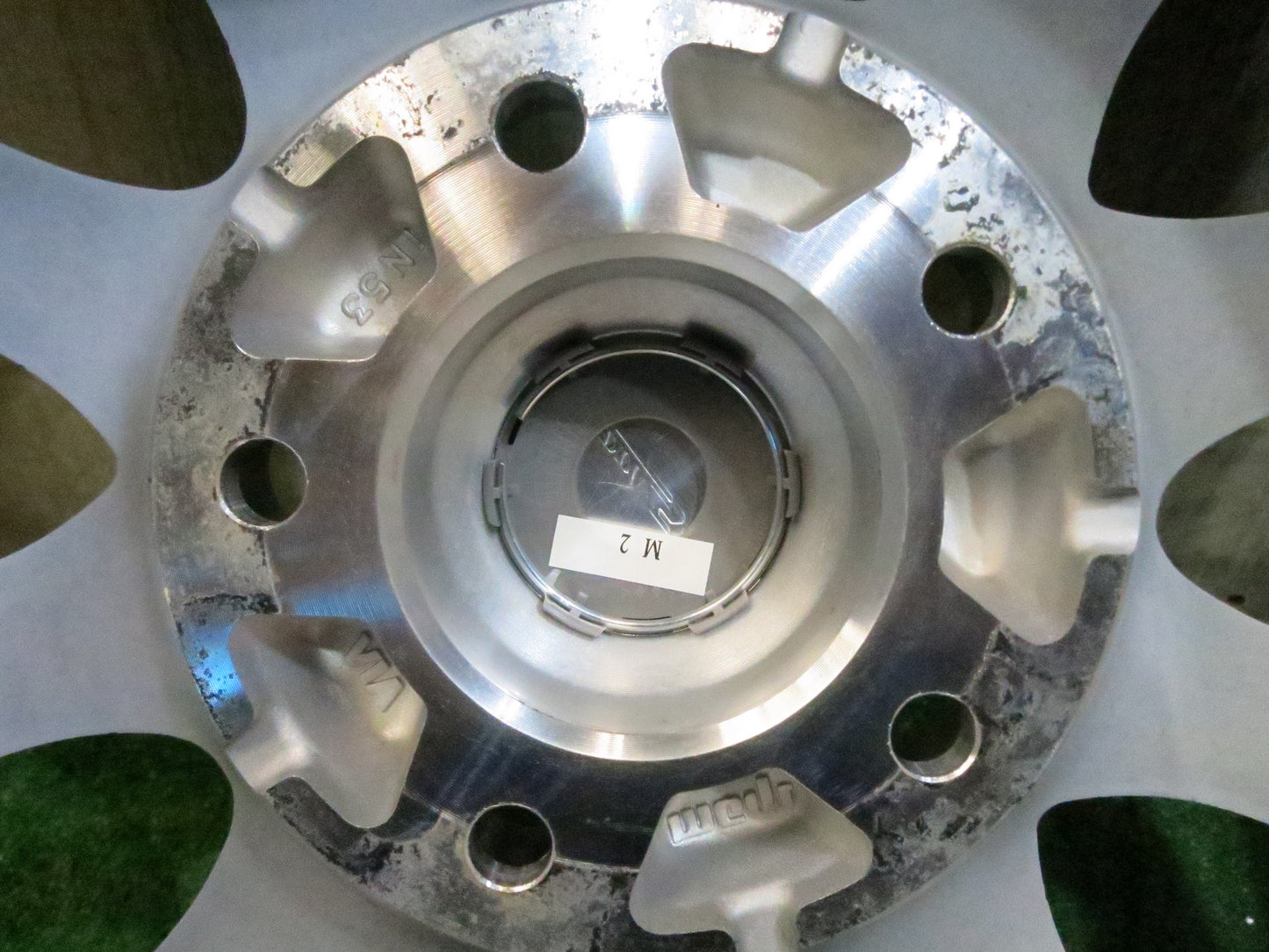 [送料無料]超バリ溝！22年！キレイ！9.5分以上★スタッドレス 215/55R17 ブリヂストン ブリザック VRX2 JOKER ジョーカー 17インチ PCD114.3/5H★3030108Hス