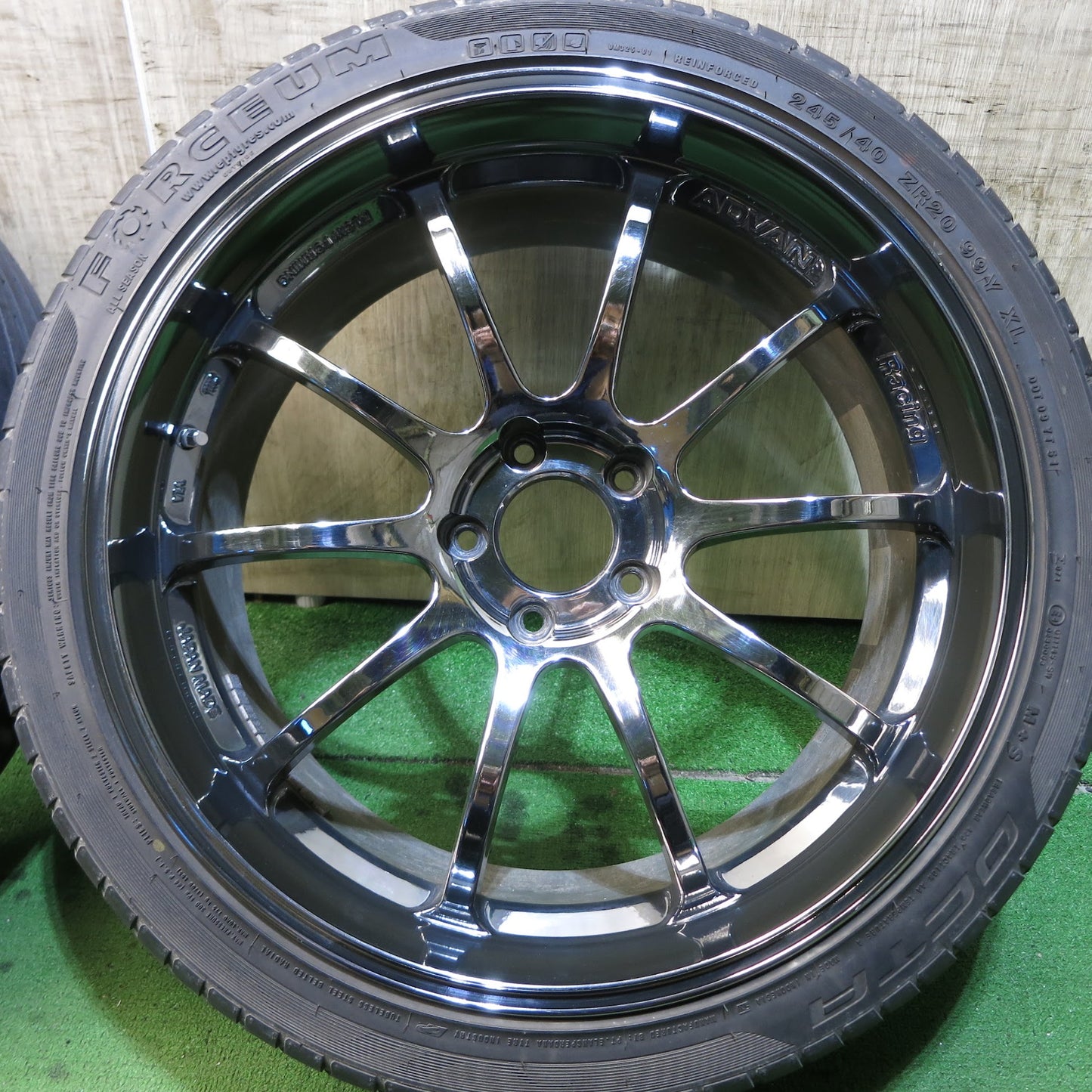 [送料無料]キレイ★ADVAN Racing RS-D 245/40R20 フォーセム OCTA アドバン レーシング 20インチ PCD114.3/5H★3053009Hノ