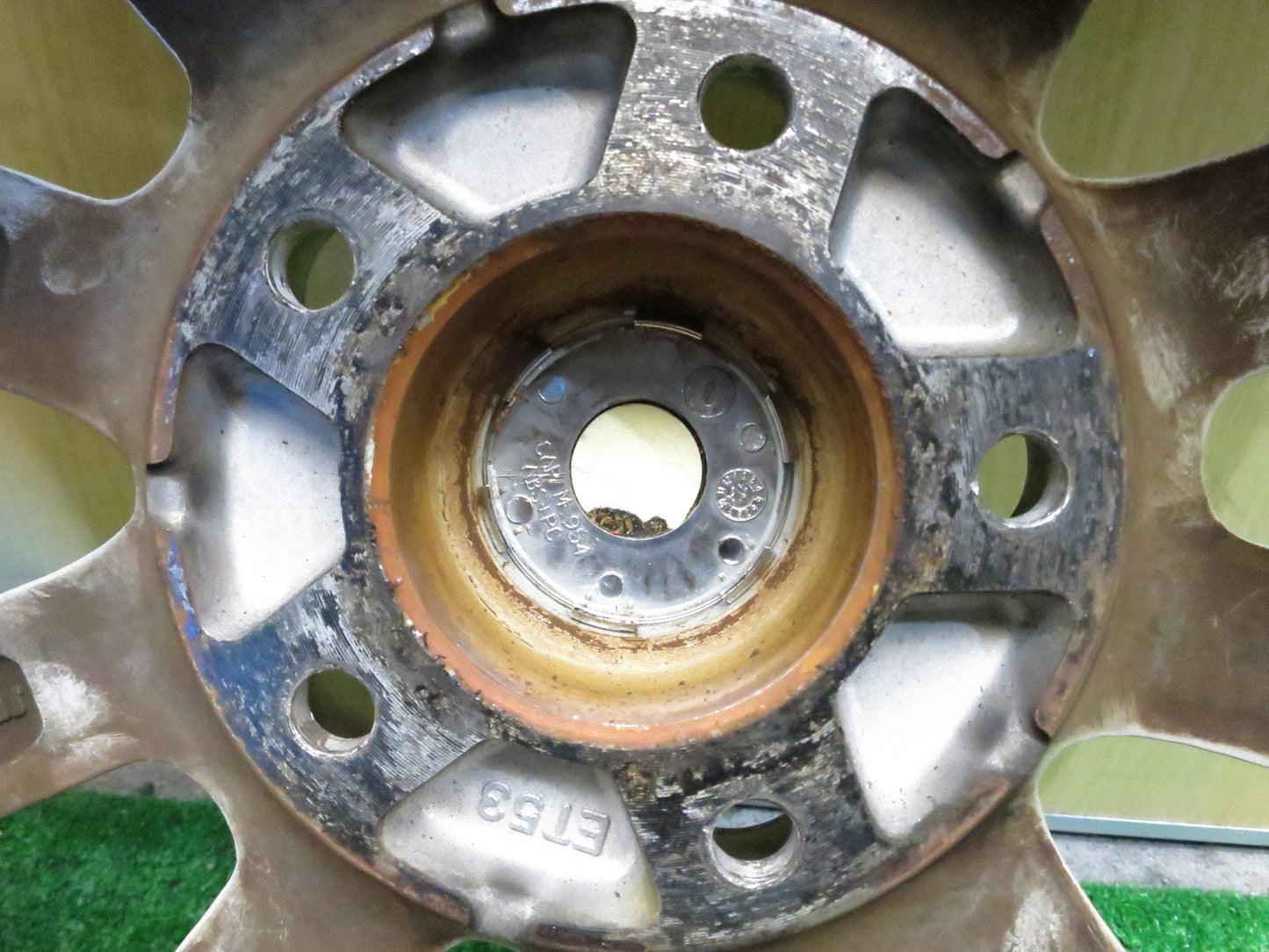 [送料無料]バリ溝！21年！キレイ！9.5分以上★スタッドレス 195/65R15 ダンロップ ウインターマックス03 JENEIGE 15インチ PCD114.3/5H★3013107Hス