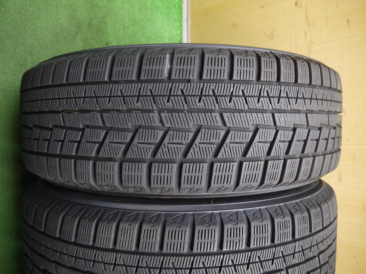 [送料無料]バリ溝！19年！キレイ！9.5分★スタッドレス 225/60R17 ヨコハマ アイスガード iG60 社外 アルミ トヨタ 17インチ PCD114.3/5H★2110805アス