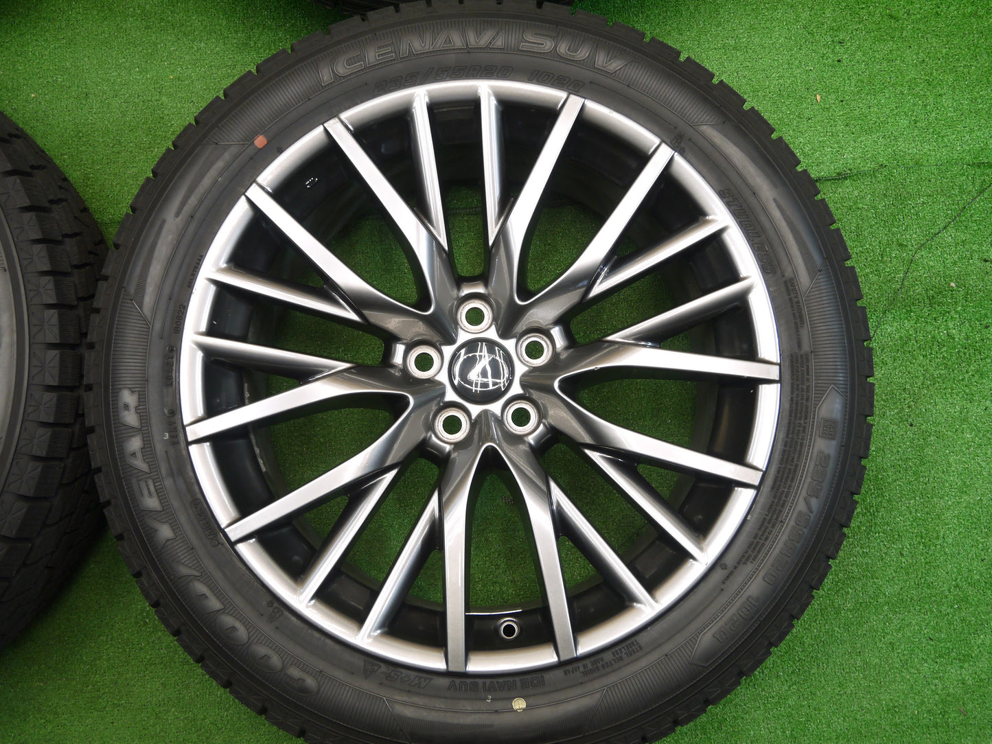 [送料無料]バリ溝！21年！ほぼ10分★レクサス RX Fスポーツ 純正 235/55R20 スタッドレス グッドイヤー アイスナビ SUV 20インチ PCD114.3/5H★2082408クス