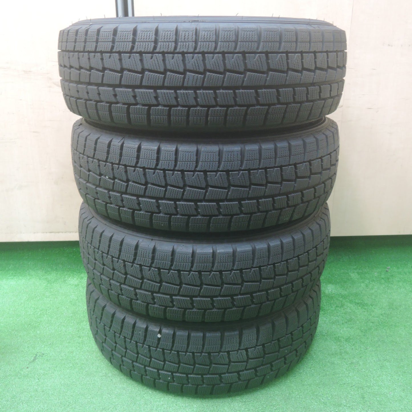 [送料無料] バリ溝！19年！キレイ！9.5分★スタッドレス 175/65R14 ダンロップ ウインターマックス WM01 DUFACT PCD100/4H★3113006SYス