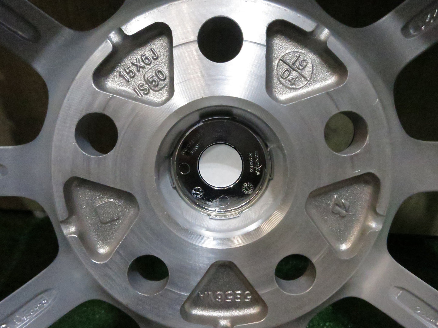 [送料無料]未使用！19年★スタッドレス 195/65R15 グッドイヤー アイスナビ6 ECO FORME エコフォルム 15インチ PCD114.3/5H★3021007Hス