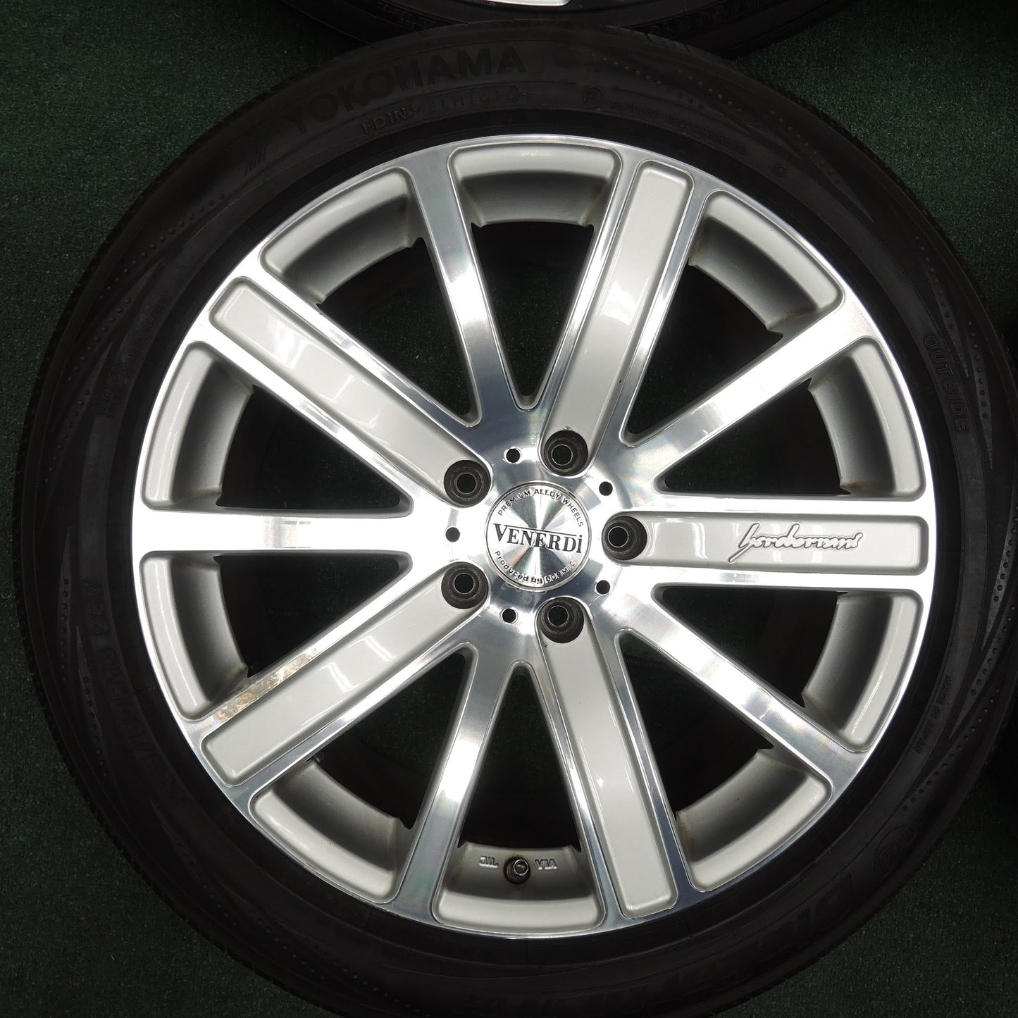 [送料無料]4本価格★VENERDi COSMIC 225/50R18 ヨコハマ ブルーアース RV-01 RV-02 ヴェネルディ コスミック 18インチ PCD114.3/5H★3110907SYノ