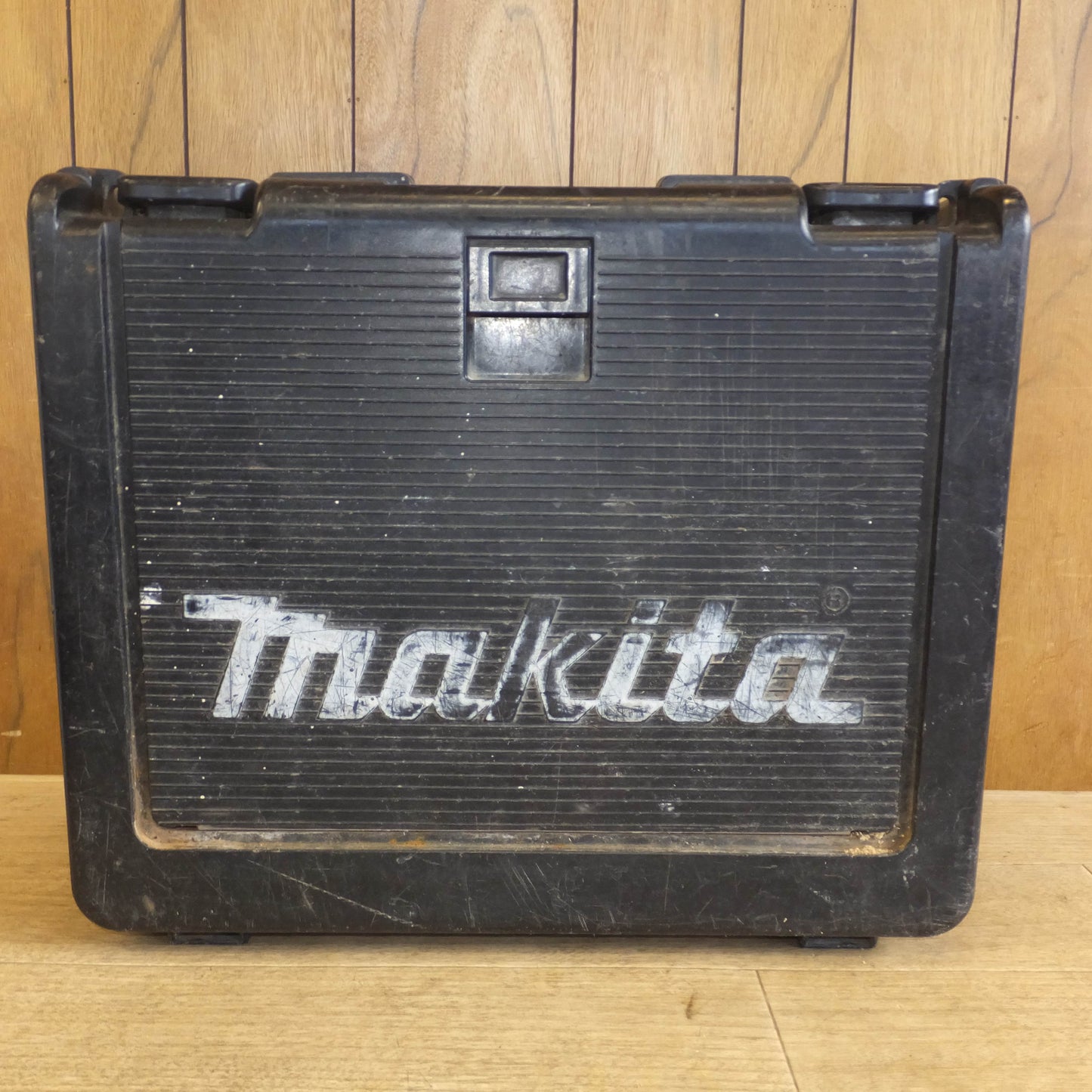 [送料無料]★マキタ makita 充電式インパクトドライバ TD170D　バッテリ BL1830　充電器 DC18RC T　セット★