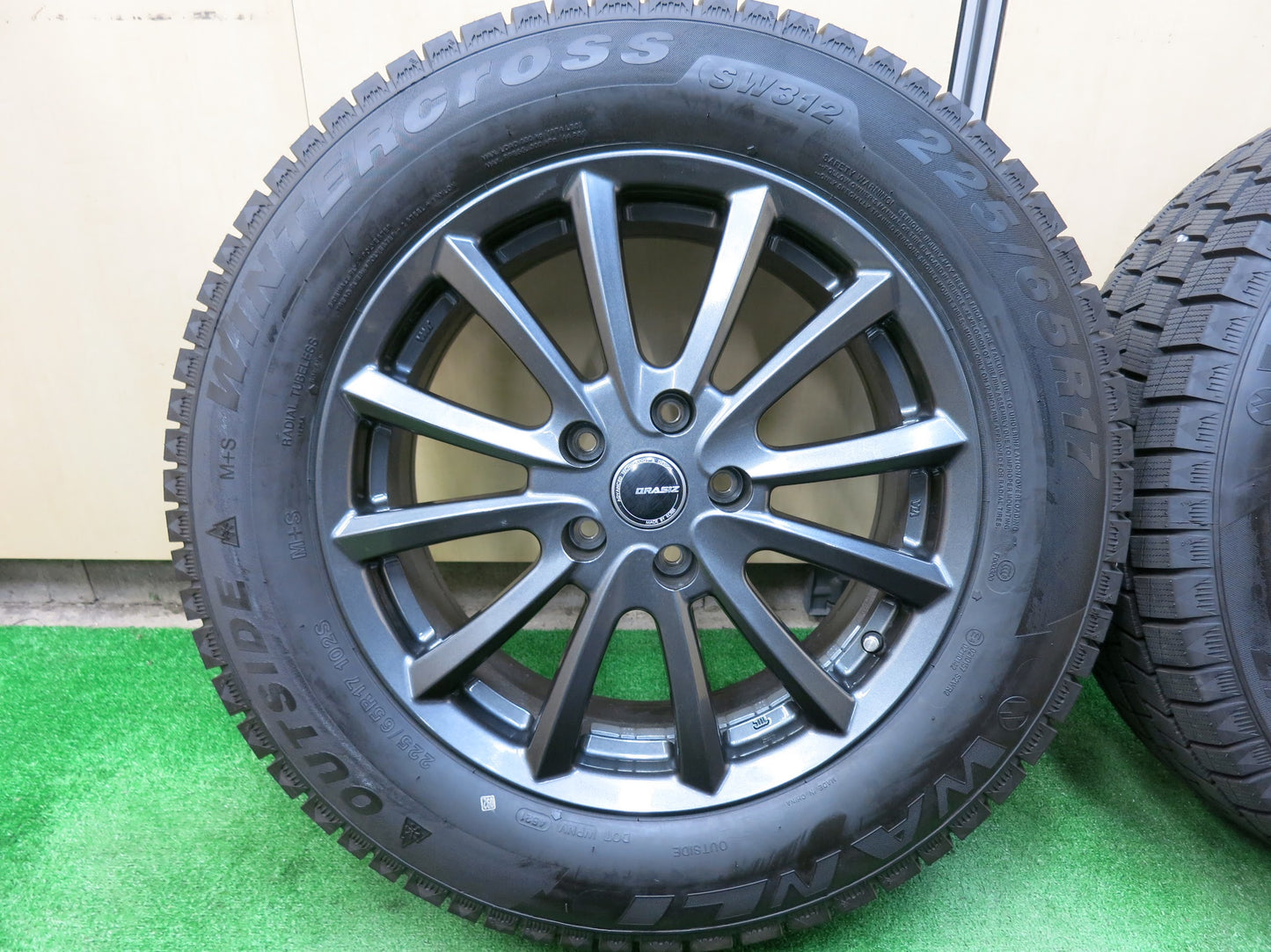 [送料無料]超バリ溝！21年！キレイ！ほぼ10分★スタッドレス 225/65R17 QRASIZ KOSEI 光生 コーセイ ワンリ ウインタークロス SW312 PCD114.3/5H★3030107ヒス