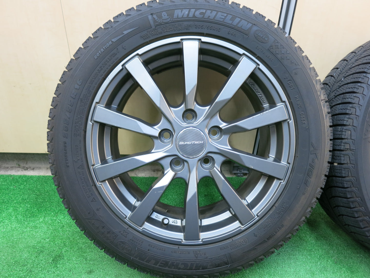 [送料無料]バリ溝！9分★ベンツ ワーゲン 等 EURO TECH205/55R16 スタッドレス ミシュラン X-ICE XI3 ユーロテック 16インチ PCD112/5H★3031001ヒス