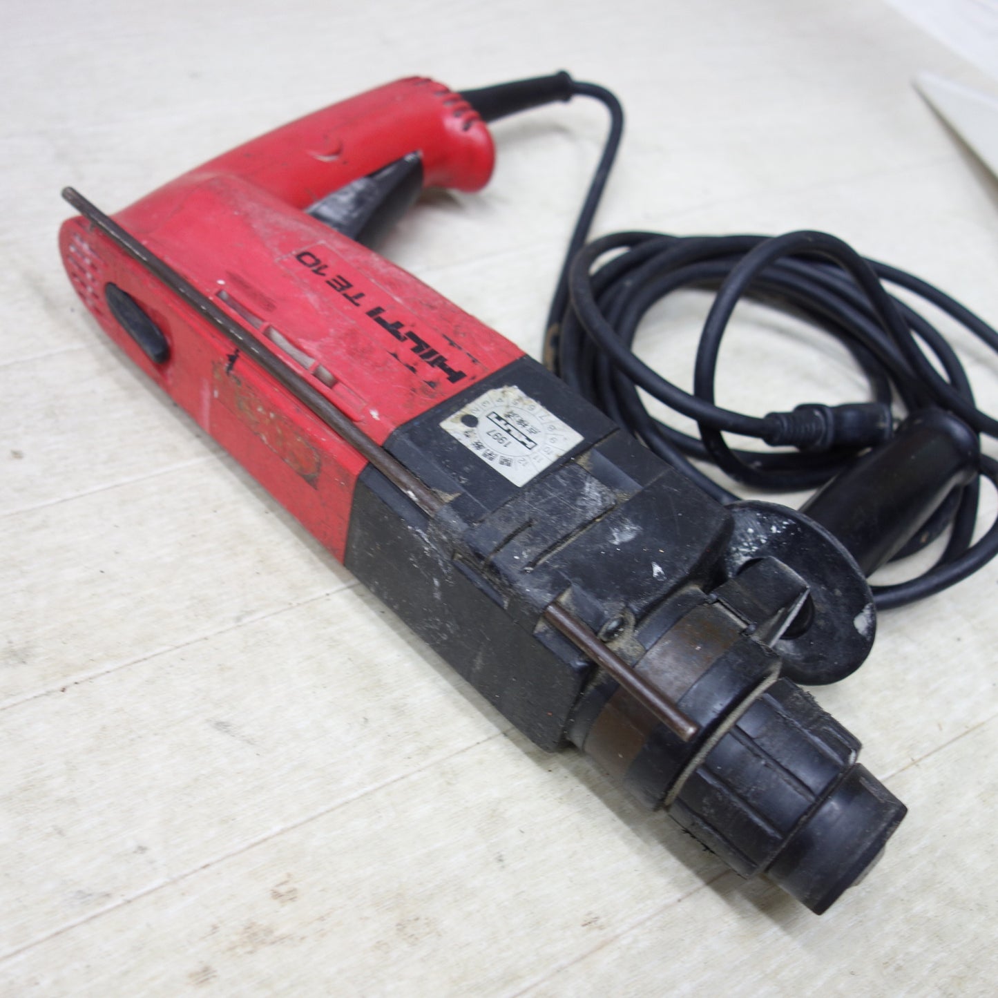 [送料無料] ◆HILTI ヒルティ ハンマドリル TE10 電動工具 はつり ハンマードリル 100V◆