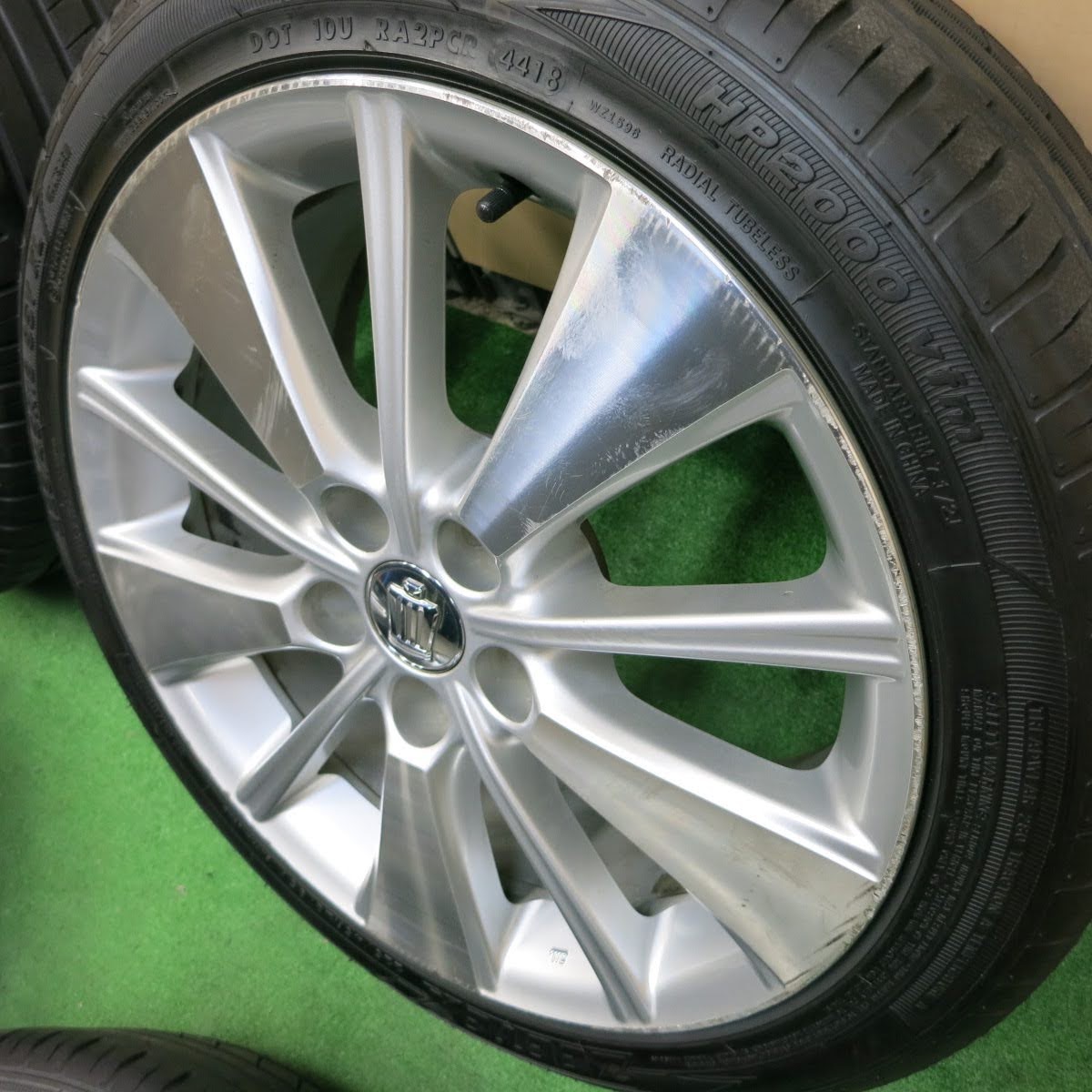[送料無料]バリ溝！8.5分★トヨタ 200系 クラウン 純正 225/45R18 ジーテックス HP2000 vfm 18インチ PCD114.3/5H★3070101イノ