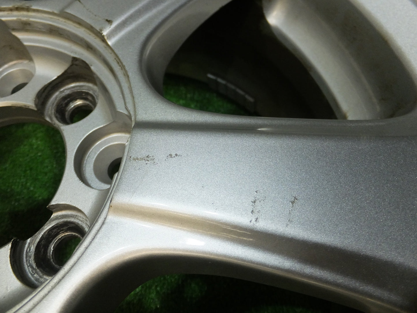 [送料無料]バリ溝！19年！9.5分★スタッドレス 185/65R15 ブリヂストン ブリザック VRX 社外 アルミ ホイール 15インチ PCD100/4H★2080510Hス