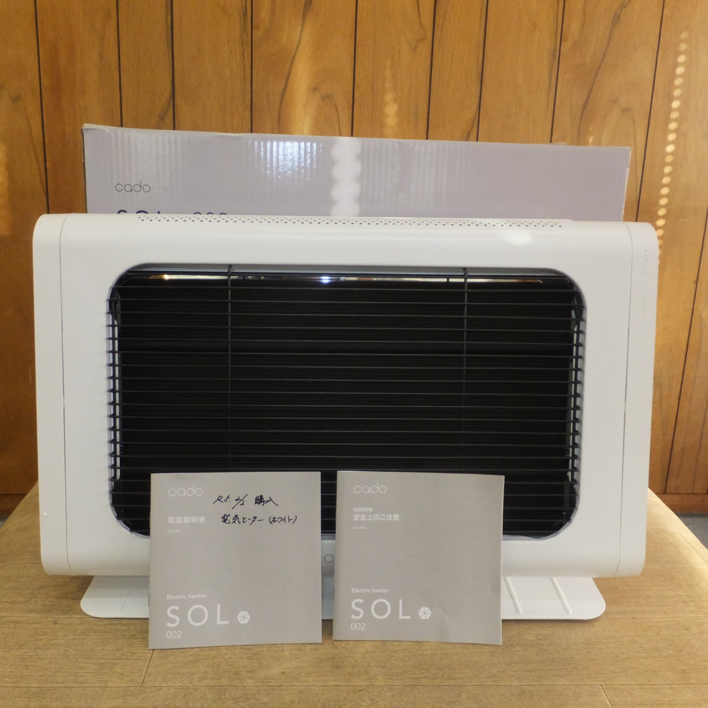 [送料無料]★カドー cado 2020年製 電気ヒーター SOL-002　AC100V 50-60Hz 1000W★