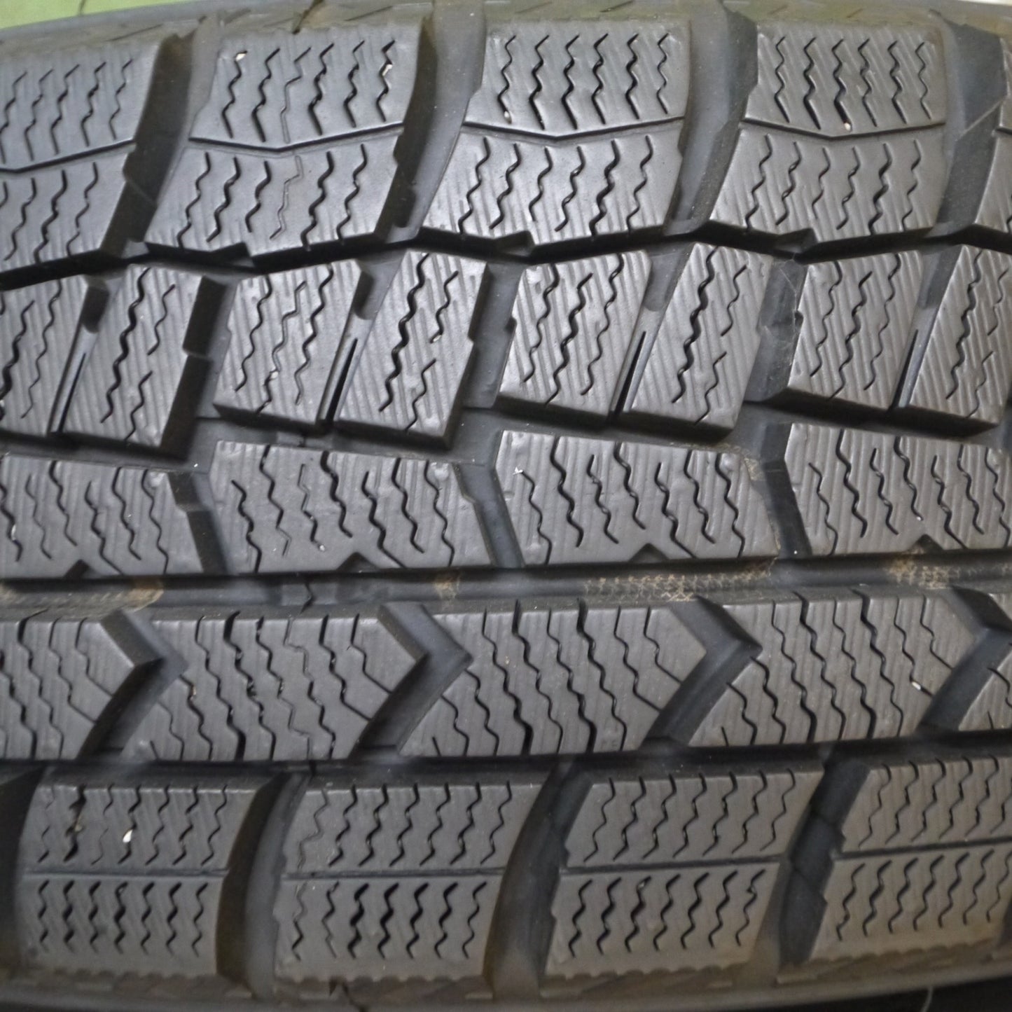 *送料無料*バリ溝！9.5分以上★スタッドレス 165/65R14 ダンロップ ウインターマックス WM02 ravrion ラブリオン 14インチ PCD100/4H★4012901Hス