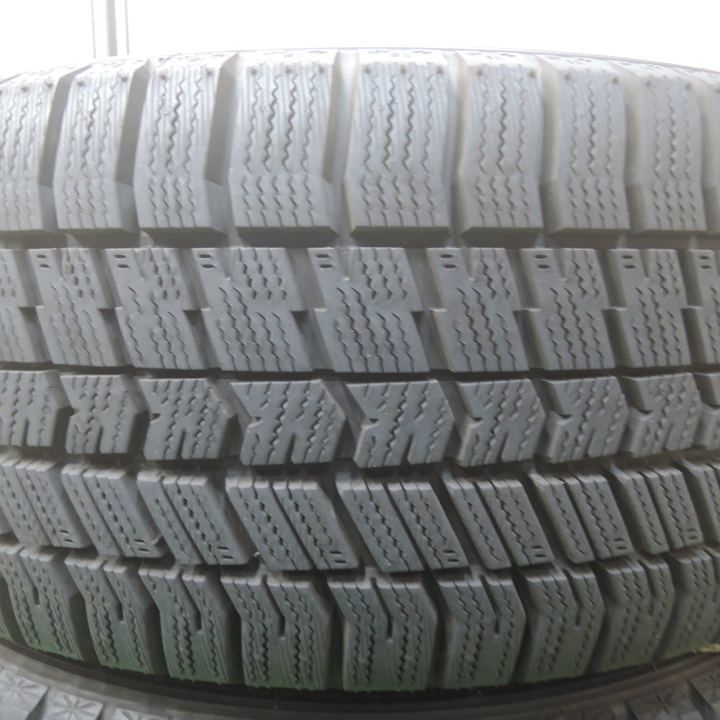*送料無料*バリ溝！21年！キレイ！9.5分以上★レクサス IS300h 純正 225/45R17 スタッドレス グッドイヤー アイスナビ8 アイスナビ6 PCD114.3/5H★3112002SYス